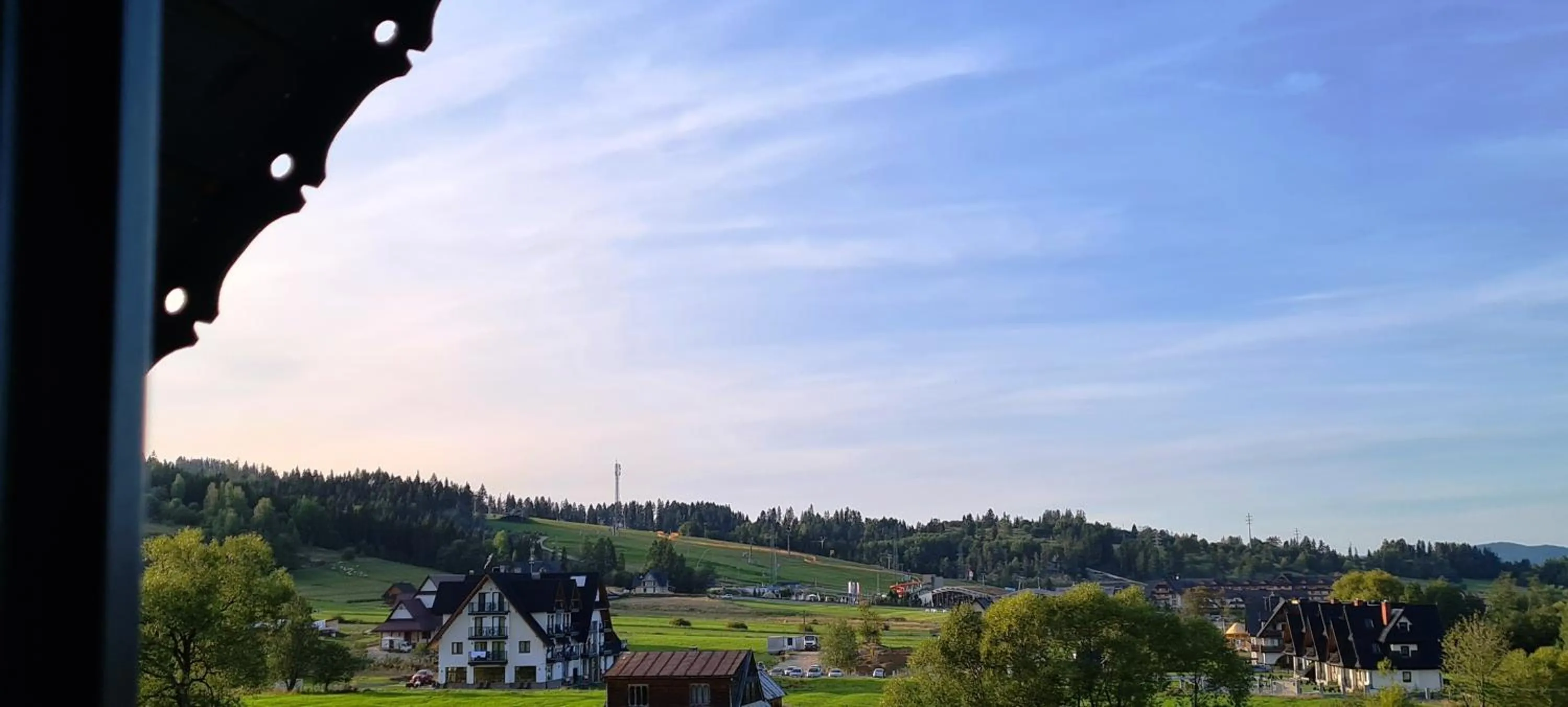 Skiing in Gościniec Na Brzyzku