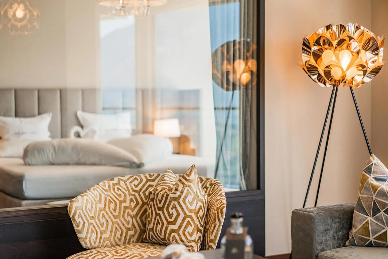 Living room, Bed in Prunner Luxury Suites - Adults Only