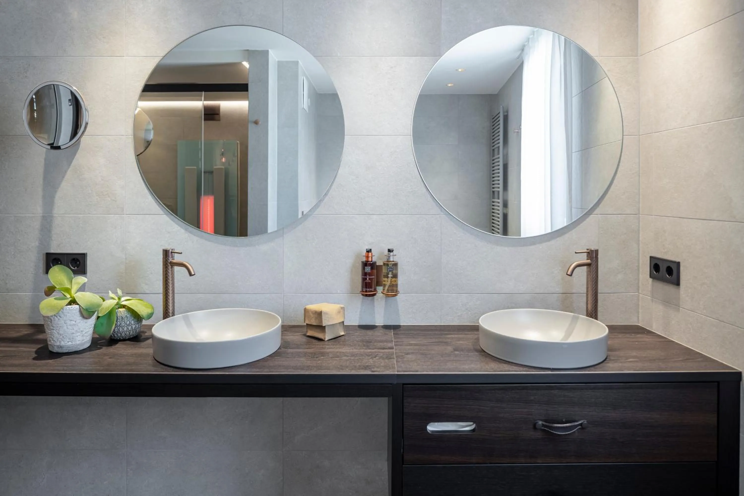 Bathroom in Prunner Luxury Suites - Adults Only