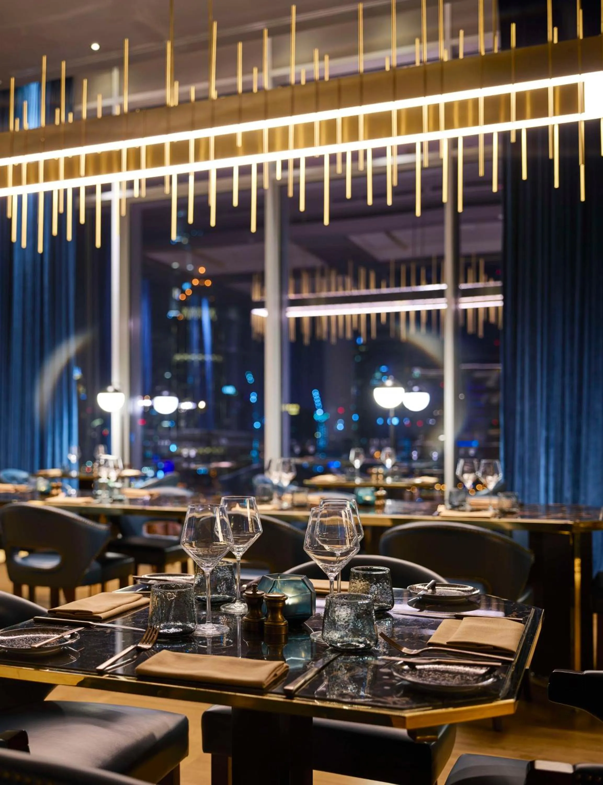 Restaurant/places to eat in Waldorf Astoria Dubai International Financial Centre