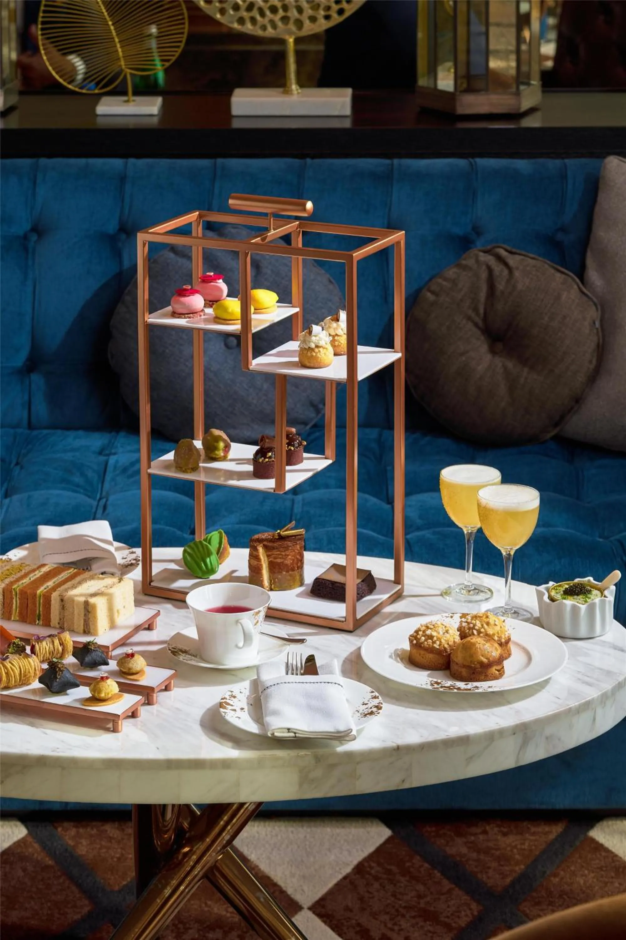 Restaurant/places to eat in Waldorf Astoria Dubai International Financial Centre