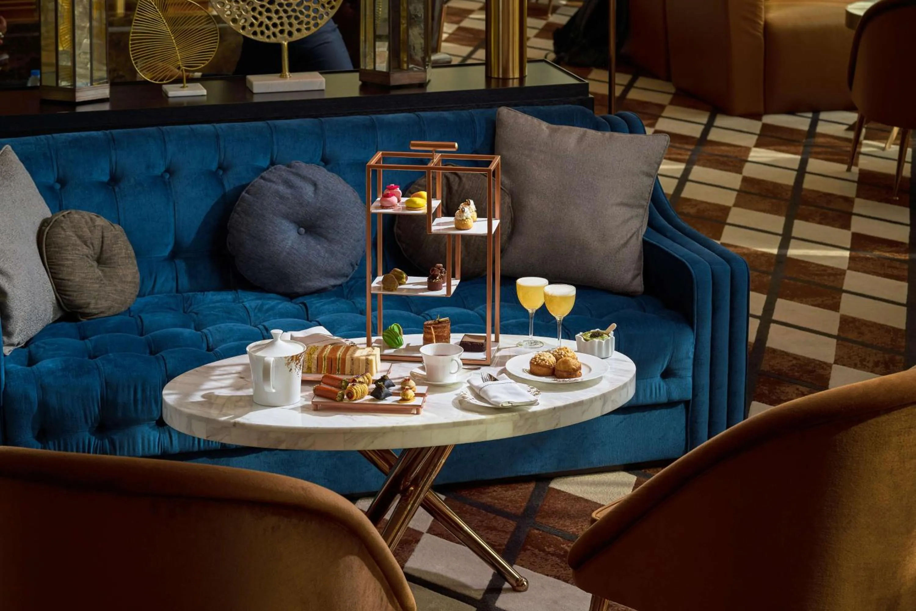 Restaurant/places to eat in Waldorf Astoria Dubai International Financial Centre