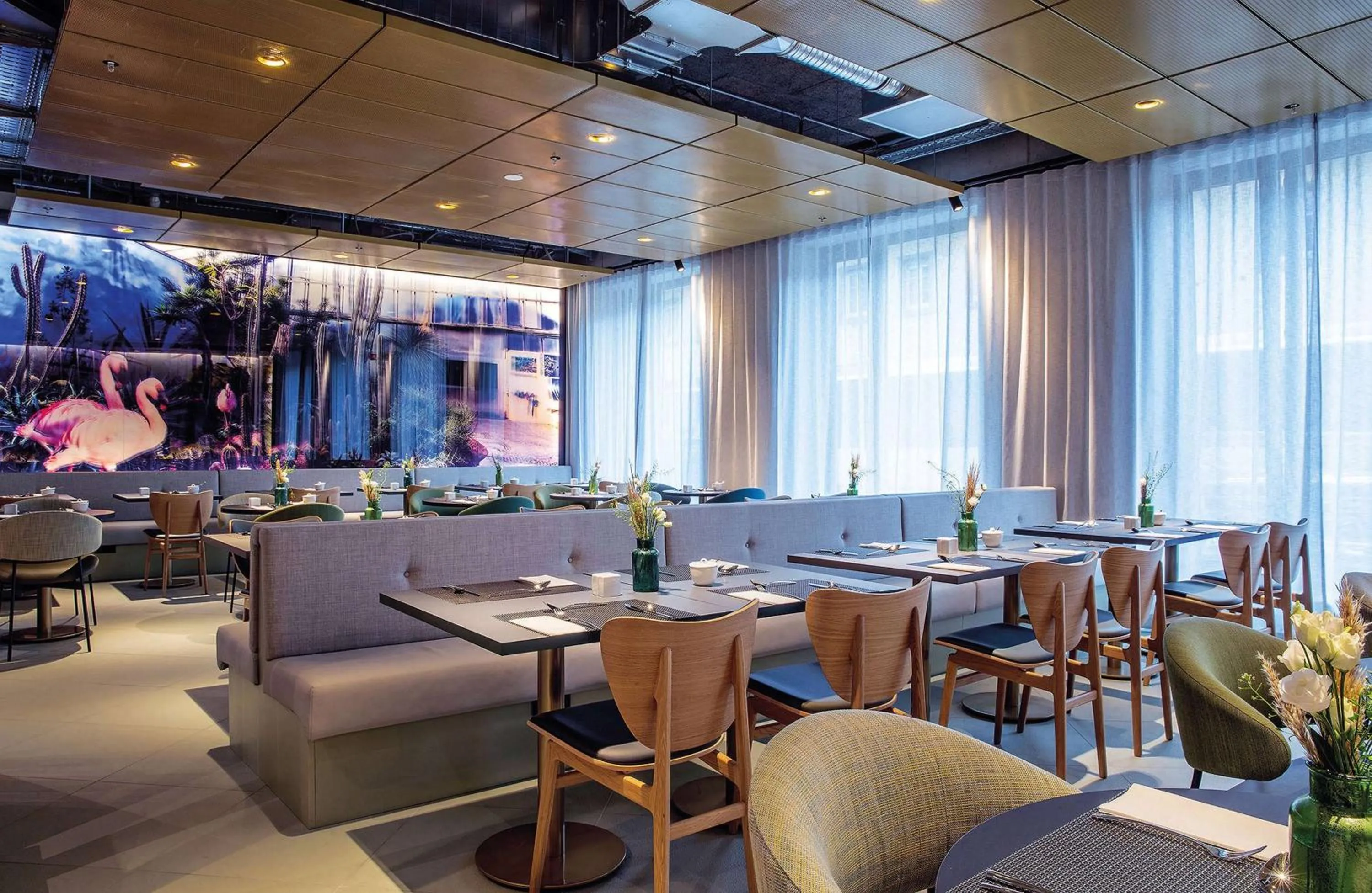 Restaurant/places to eat in Hilton Garden Inn Mannheim