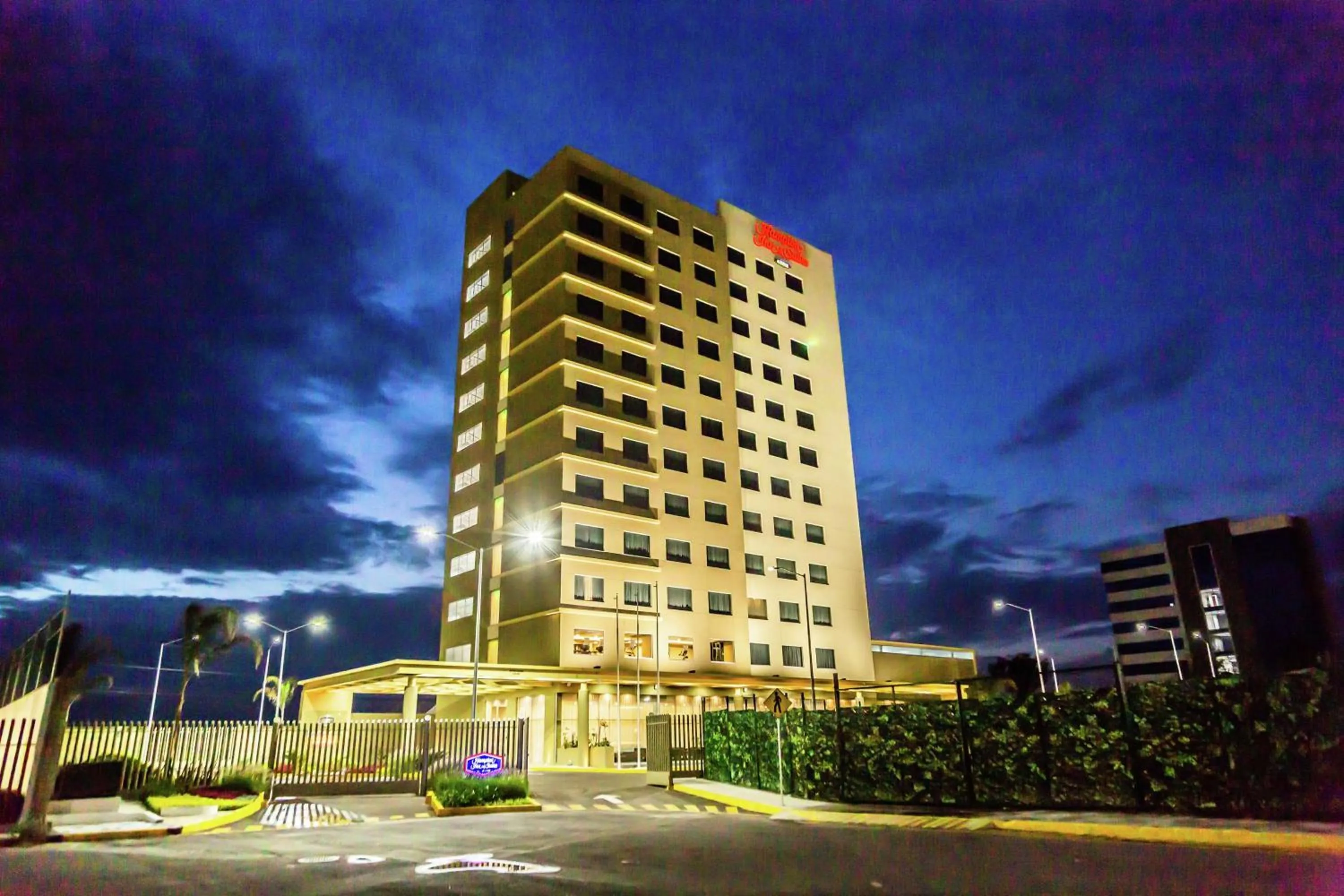 Property building in Hampton Inn & Suites By Hilton Puebla