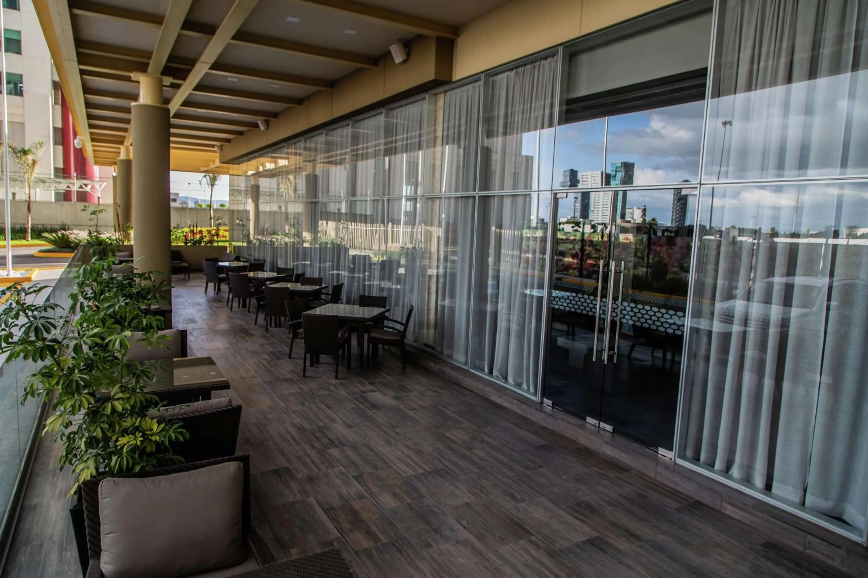 Property building in Hampton Inn & Suites By Hilton Puebla