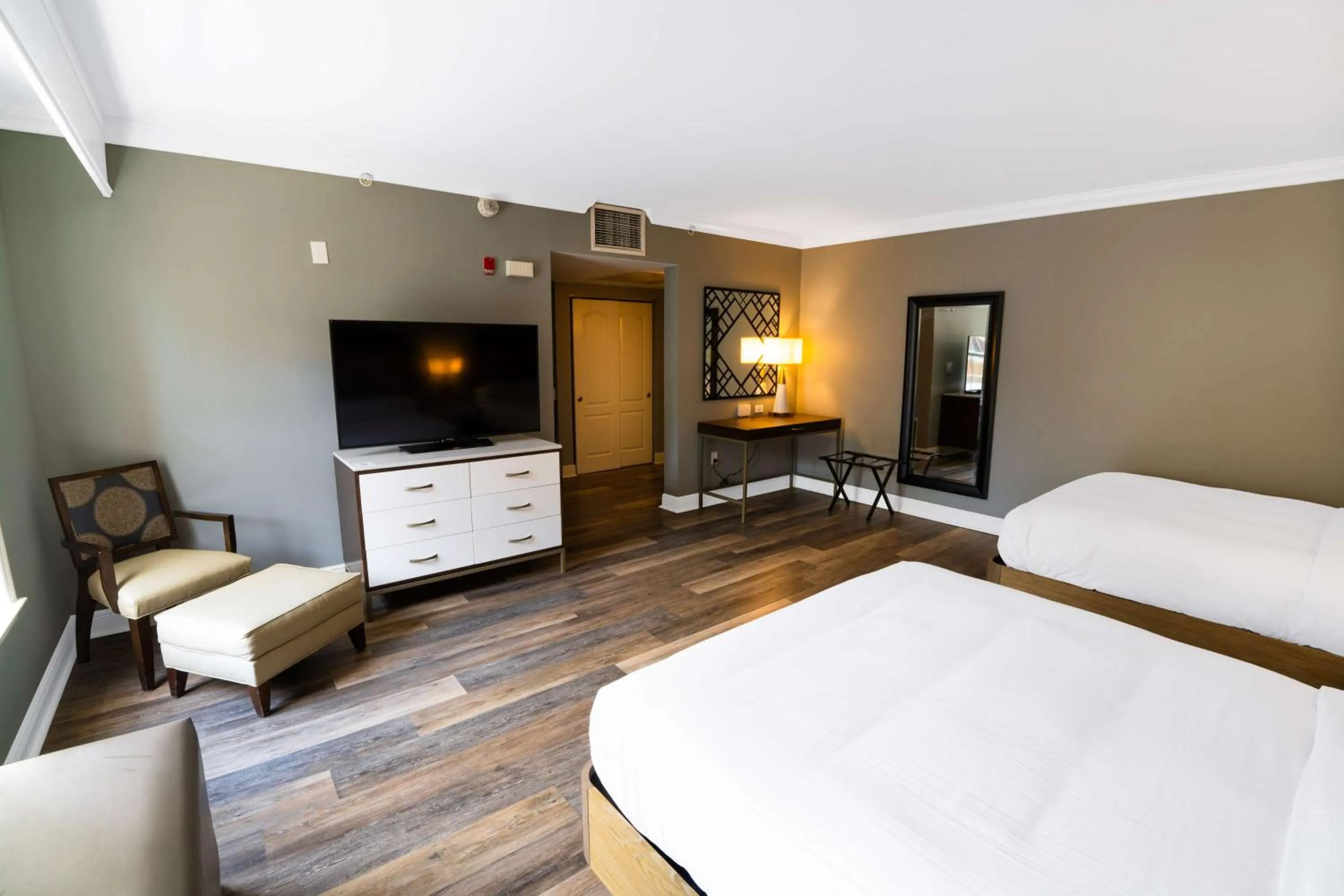 Bedroom, Bed in Hilton Saint Augustine Historic Bayfront