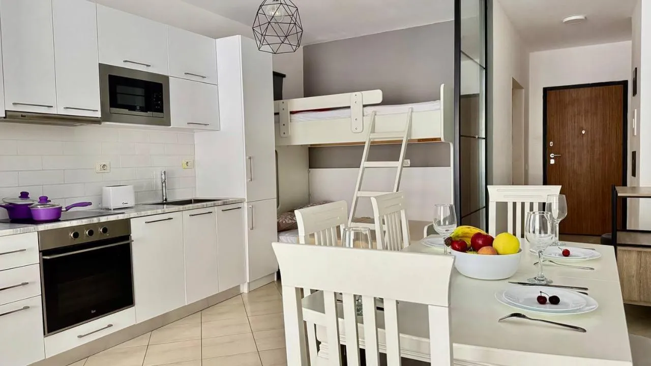 Kitchen or kitchenette in Sail View Boutique Apartment