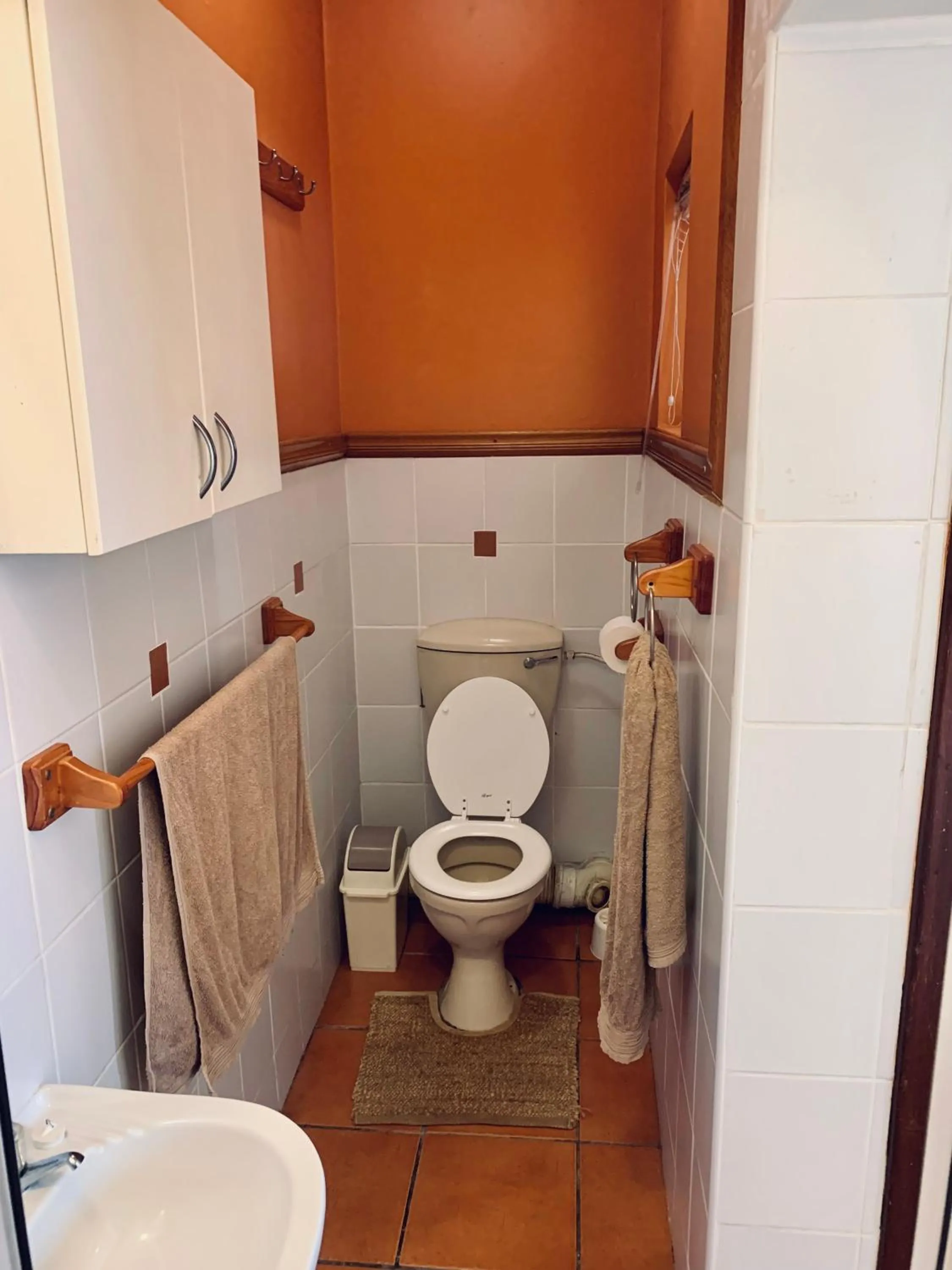 Toilet in Summerstrand Beach Lodge