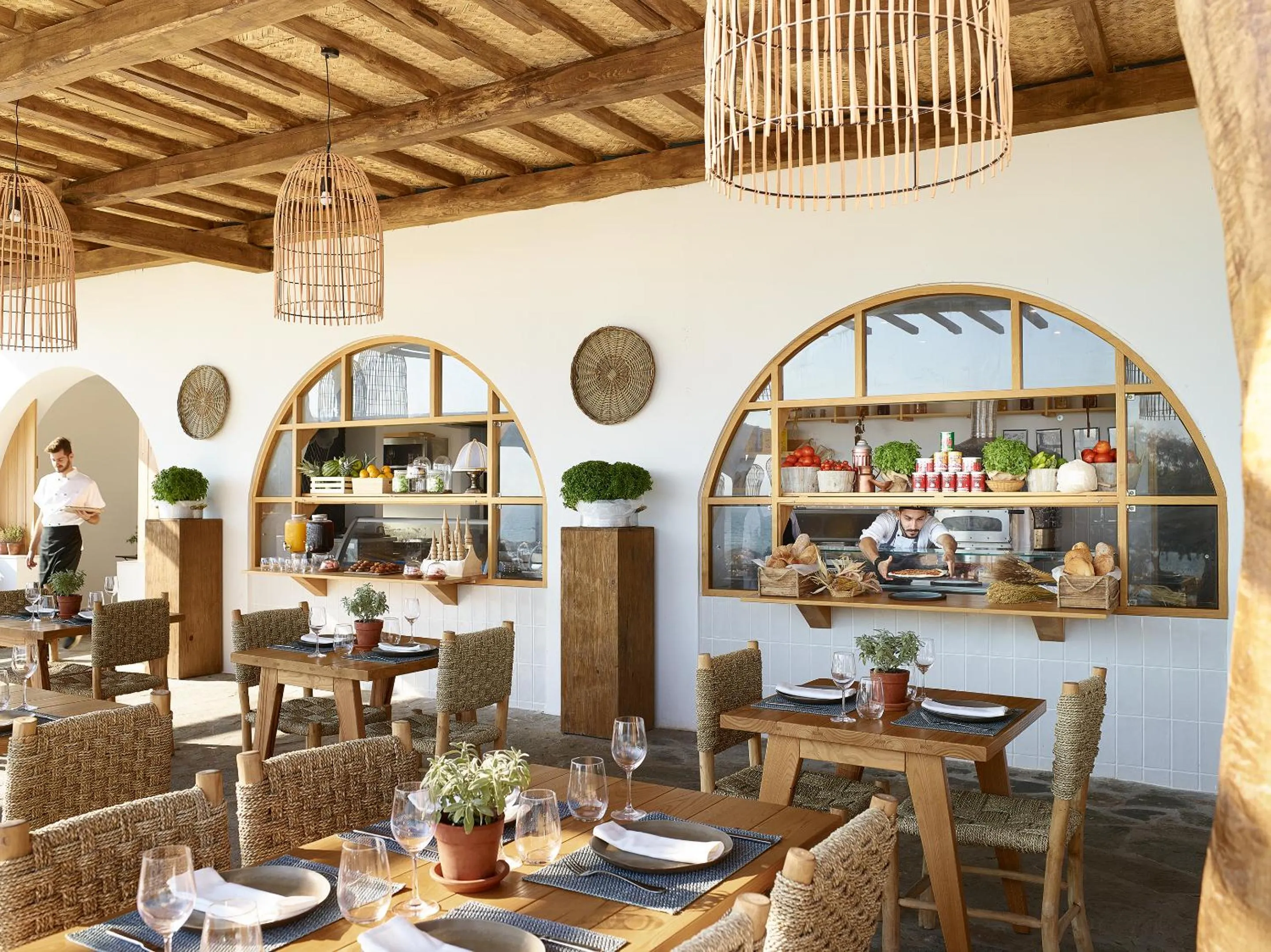 Restaurant/places to eat in Grecotel Casa Marron