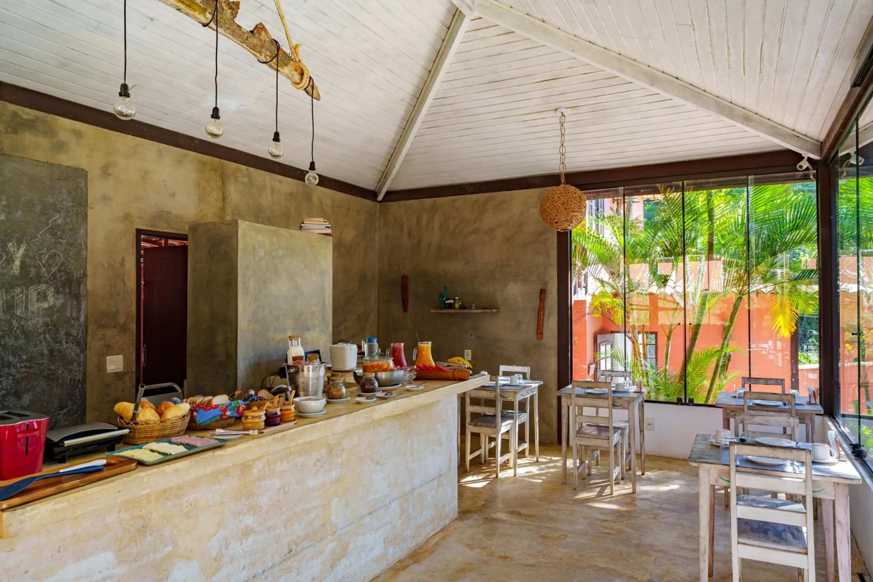 Breakfast in Pousada Casa Cactus Praia da Tartaruga Búzios