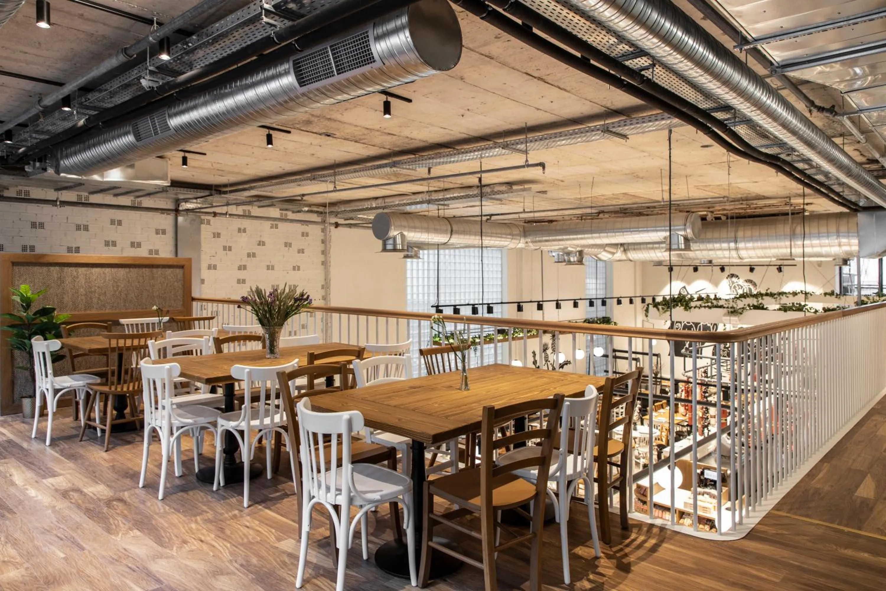 Restaurant/places to eat in Ergon House Athens