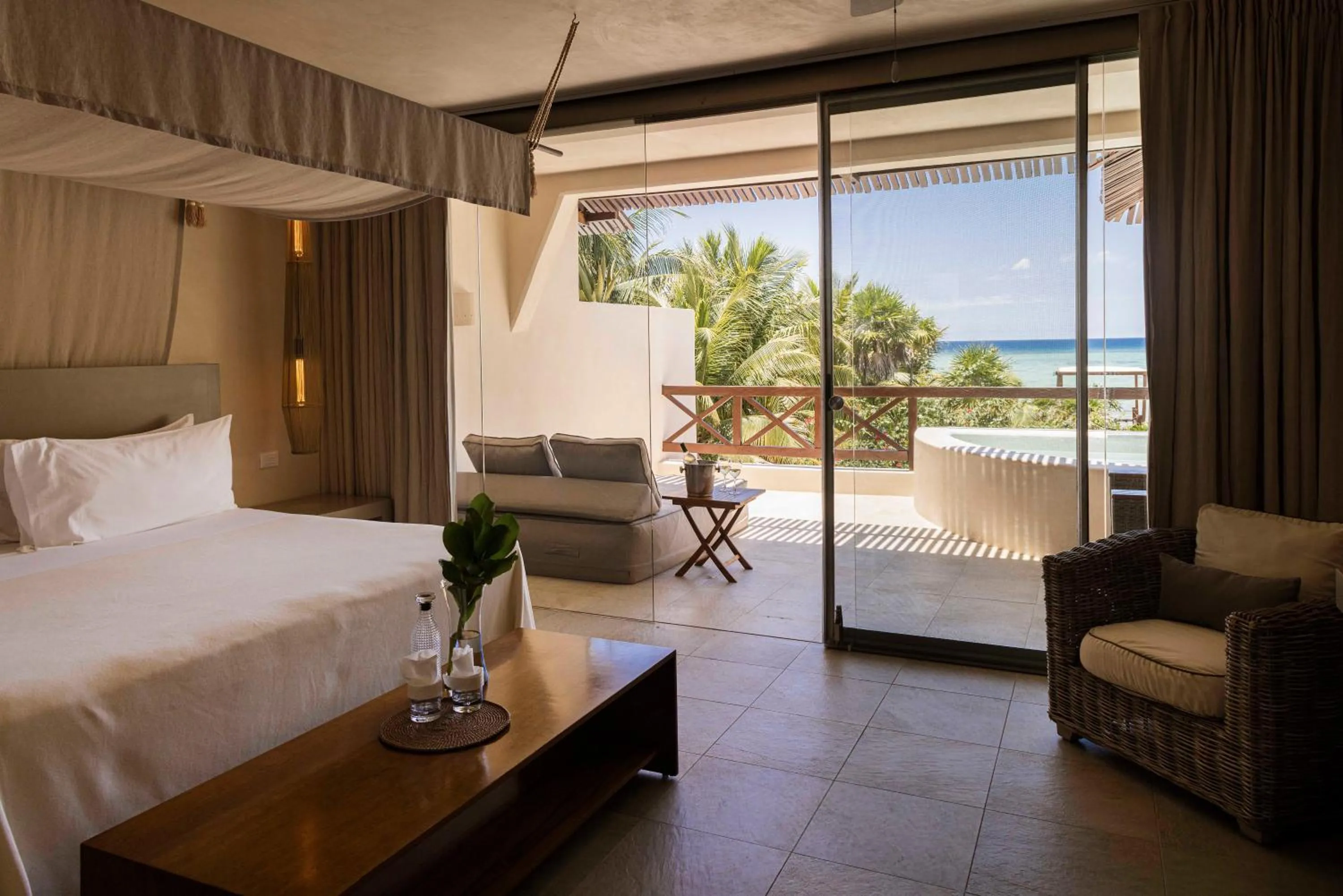 Bedroom, Bed in Jashita Hotel