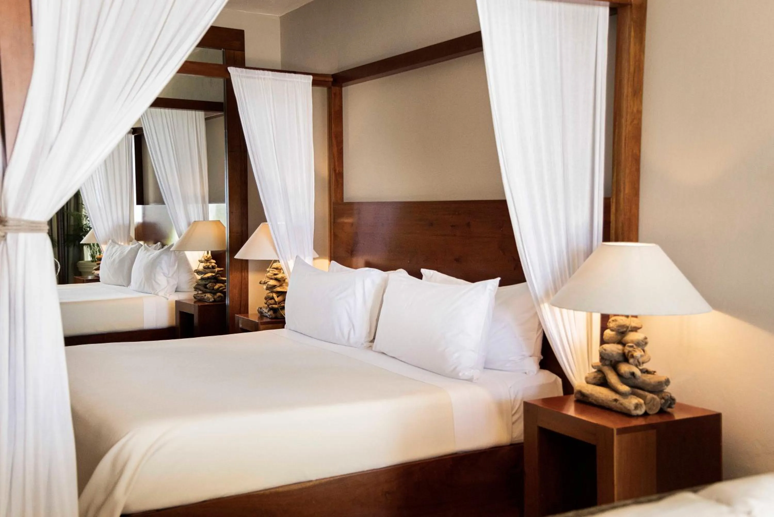 Bed in Jashita Hotel