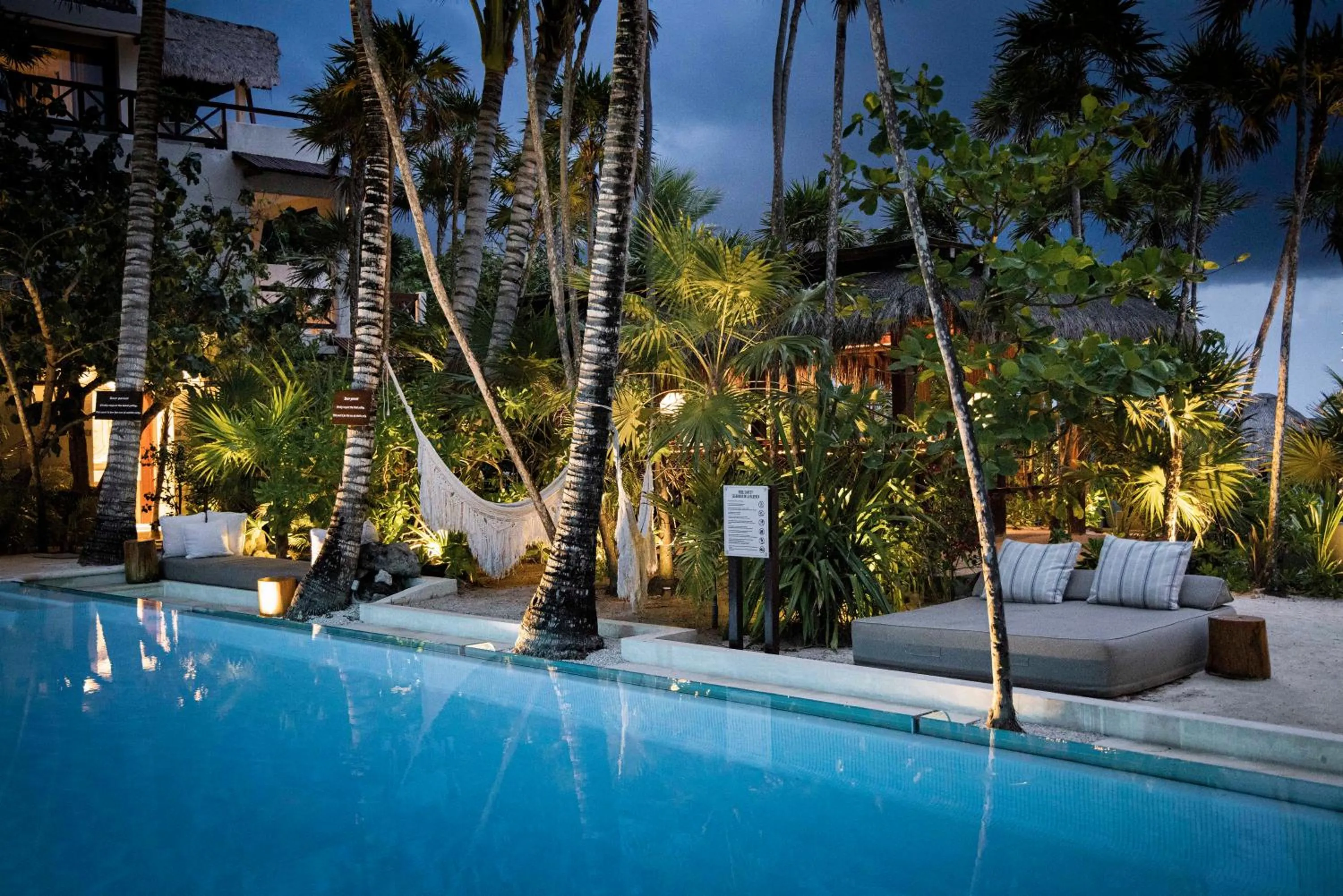 Garden view in Jashita Hotel