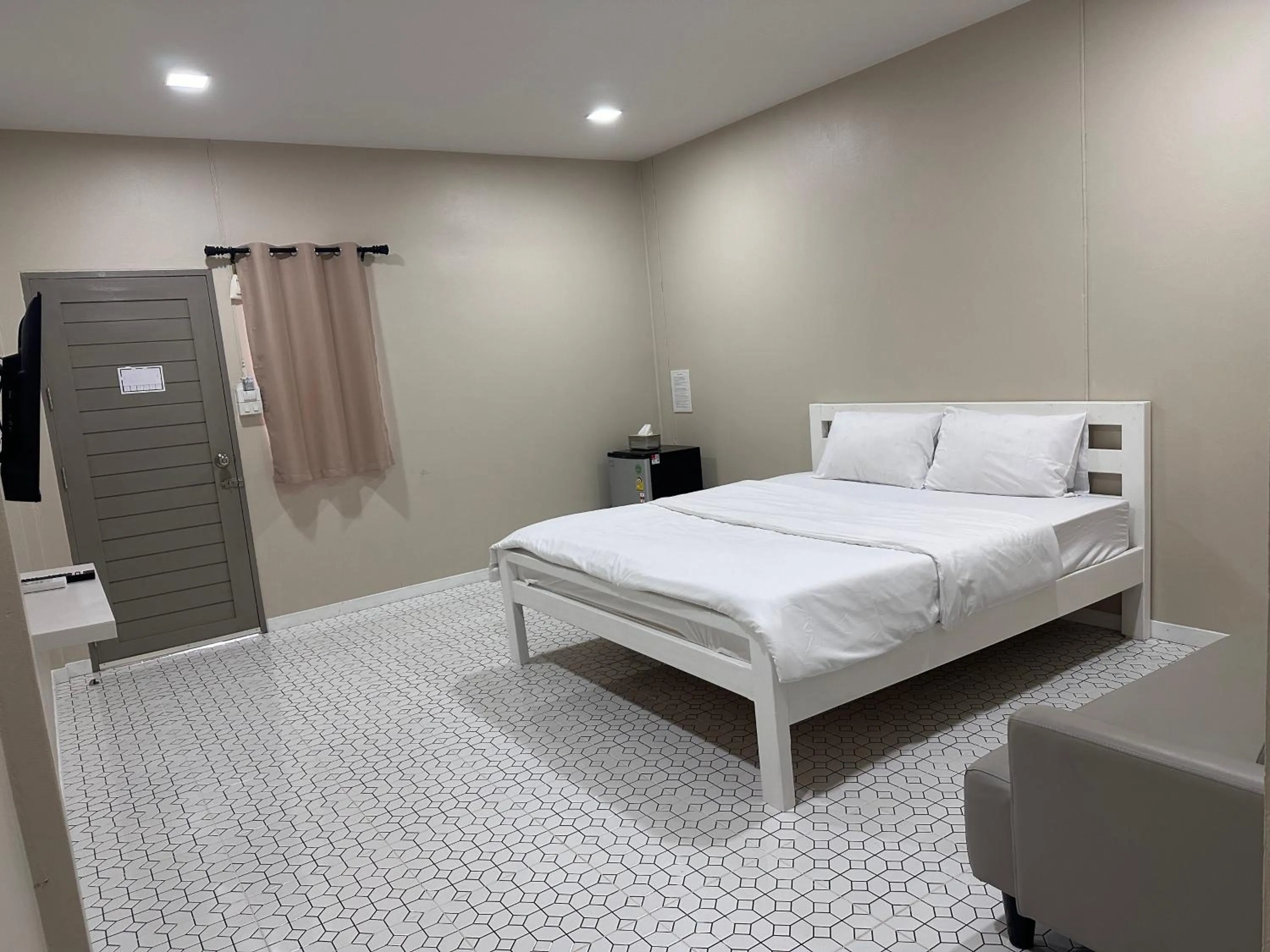 Bed in Juni House Chumphon