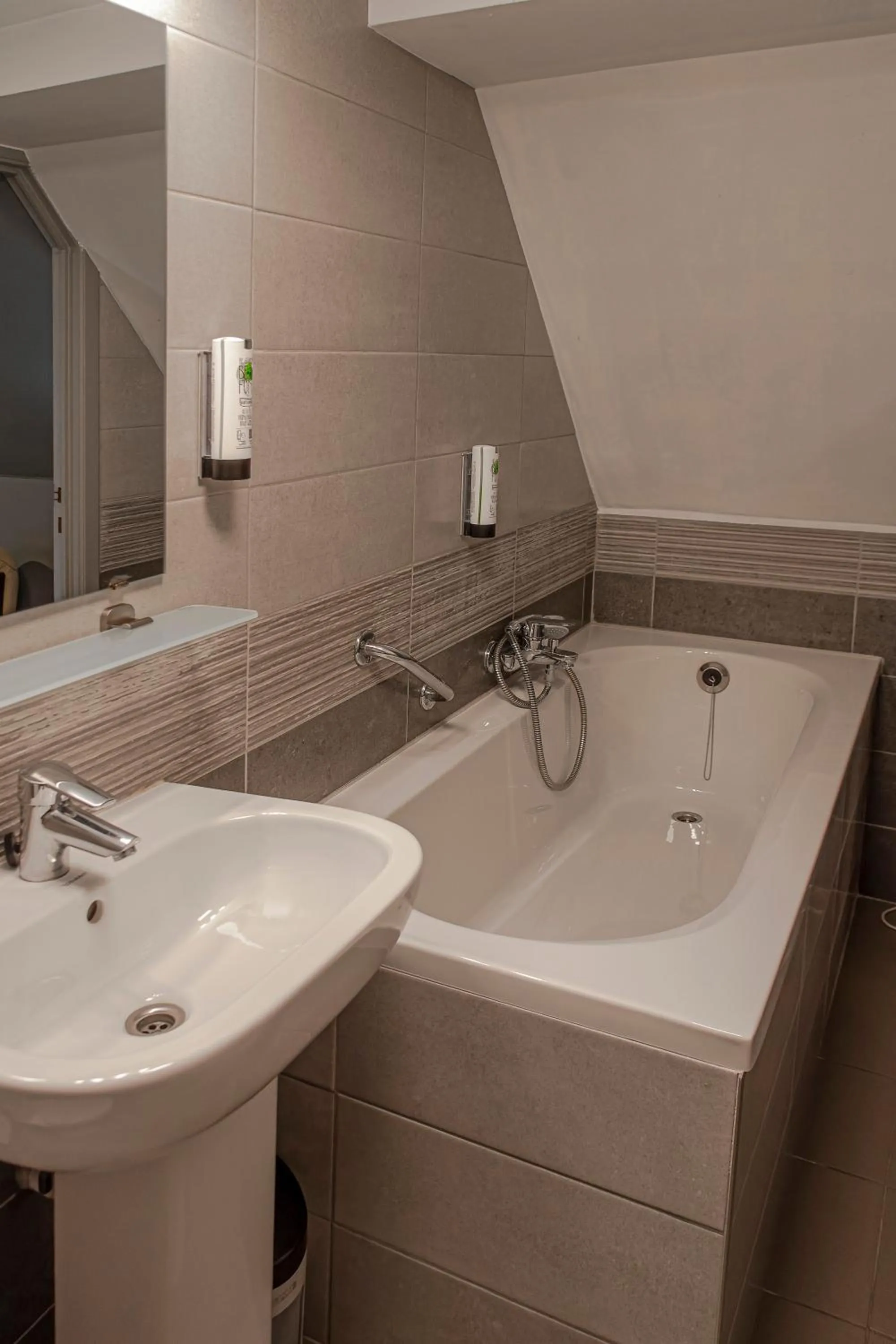 Property building in Hotel Piano 2 - Mont-St-Guibert - Louvain-la-Neuve