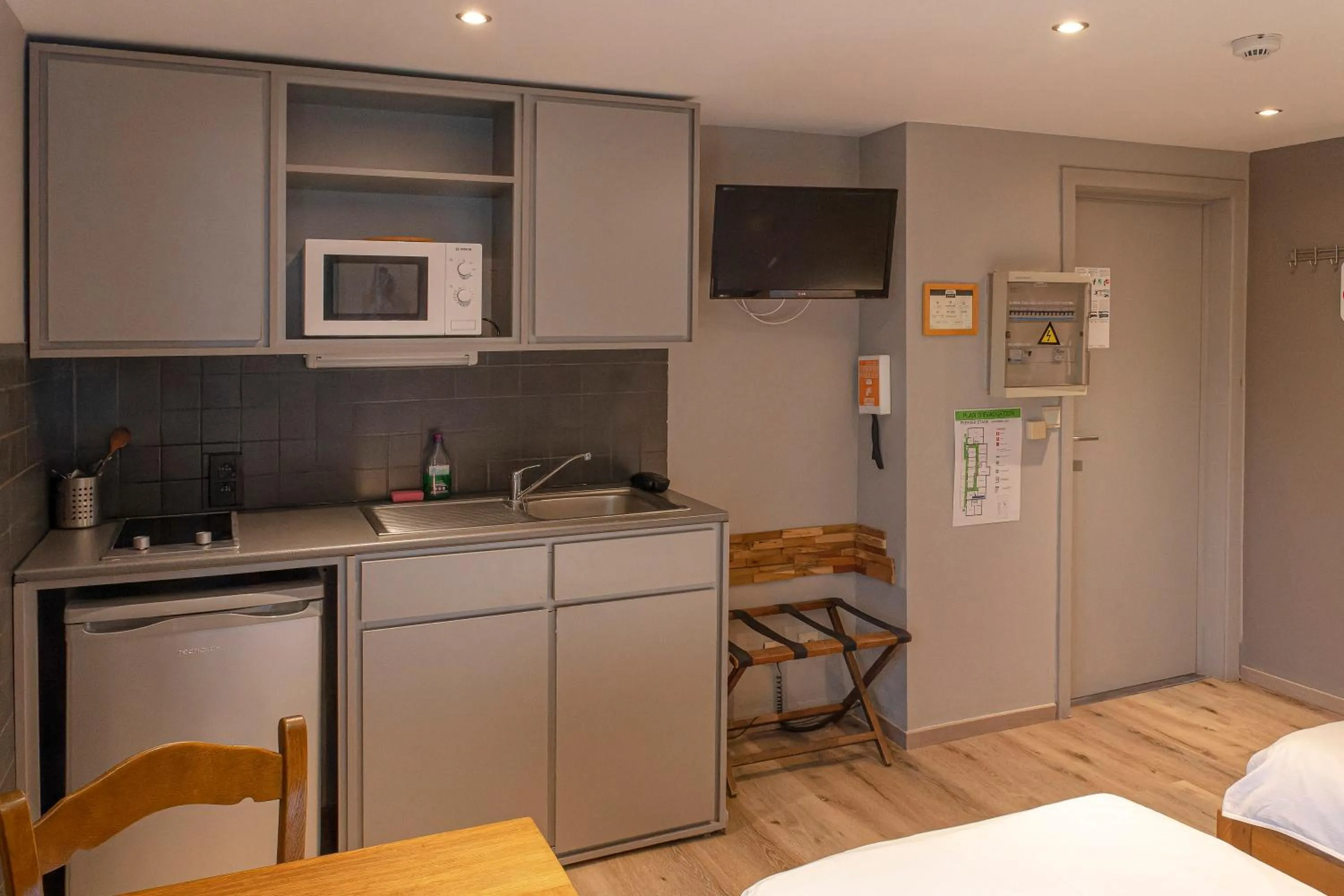 Property building, Bed in Hotel Piano 2 - Mont-St-Guibert - Louvain-la-Neuve