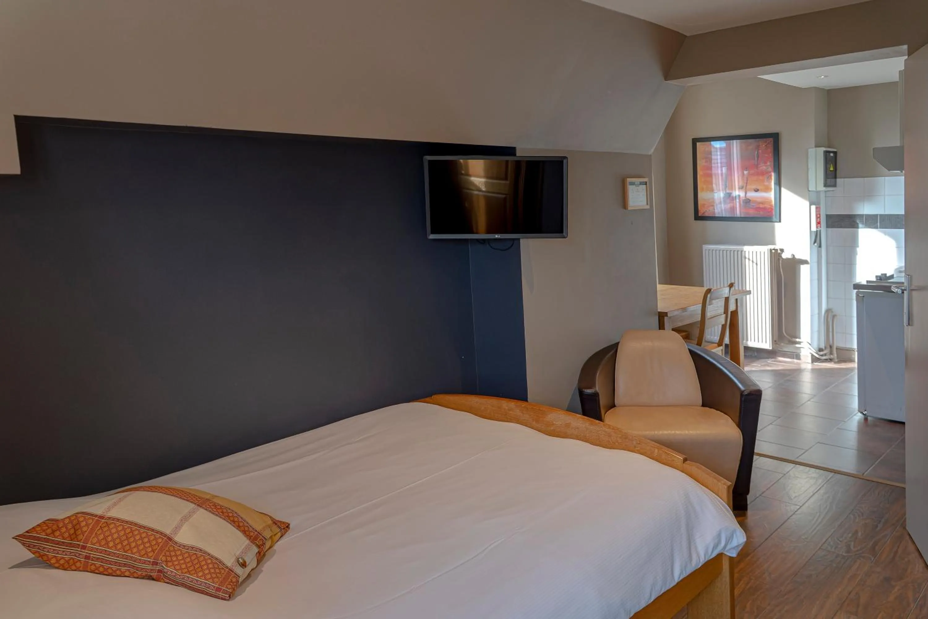 Property building, Bed in Hotel Piano 2 - Mont-St-Guibert - Louvain-la-Neuve