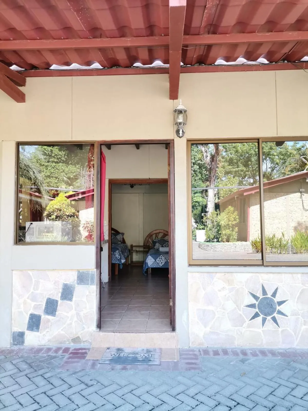 Property building in Diuwak