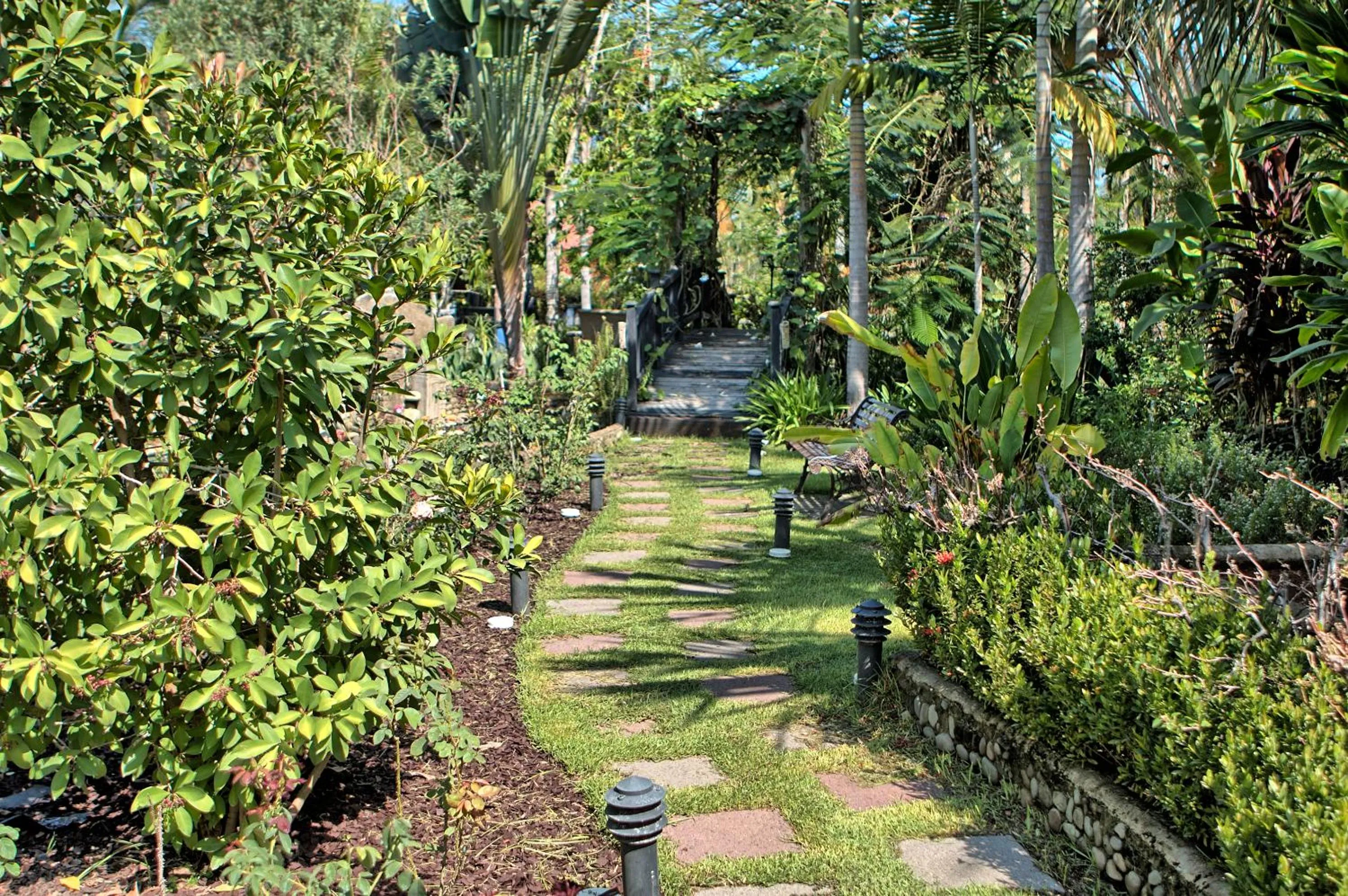 Garden in Diuwak