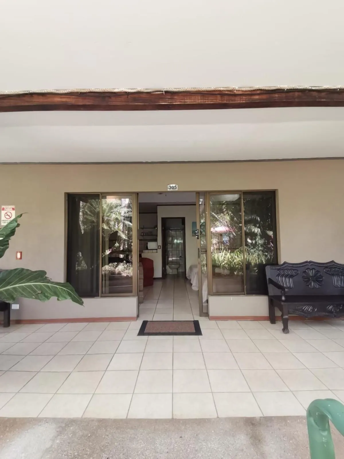 Property building in Diuwak