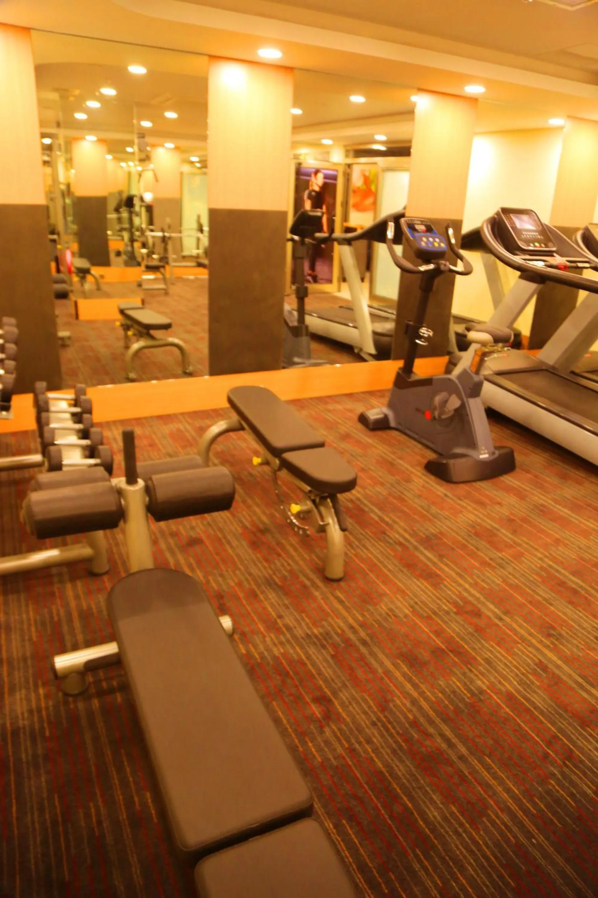 Fitness centre/facilities in New Garden Hotel