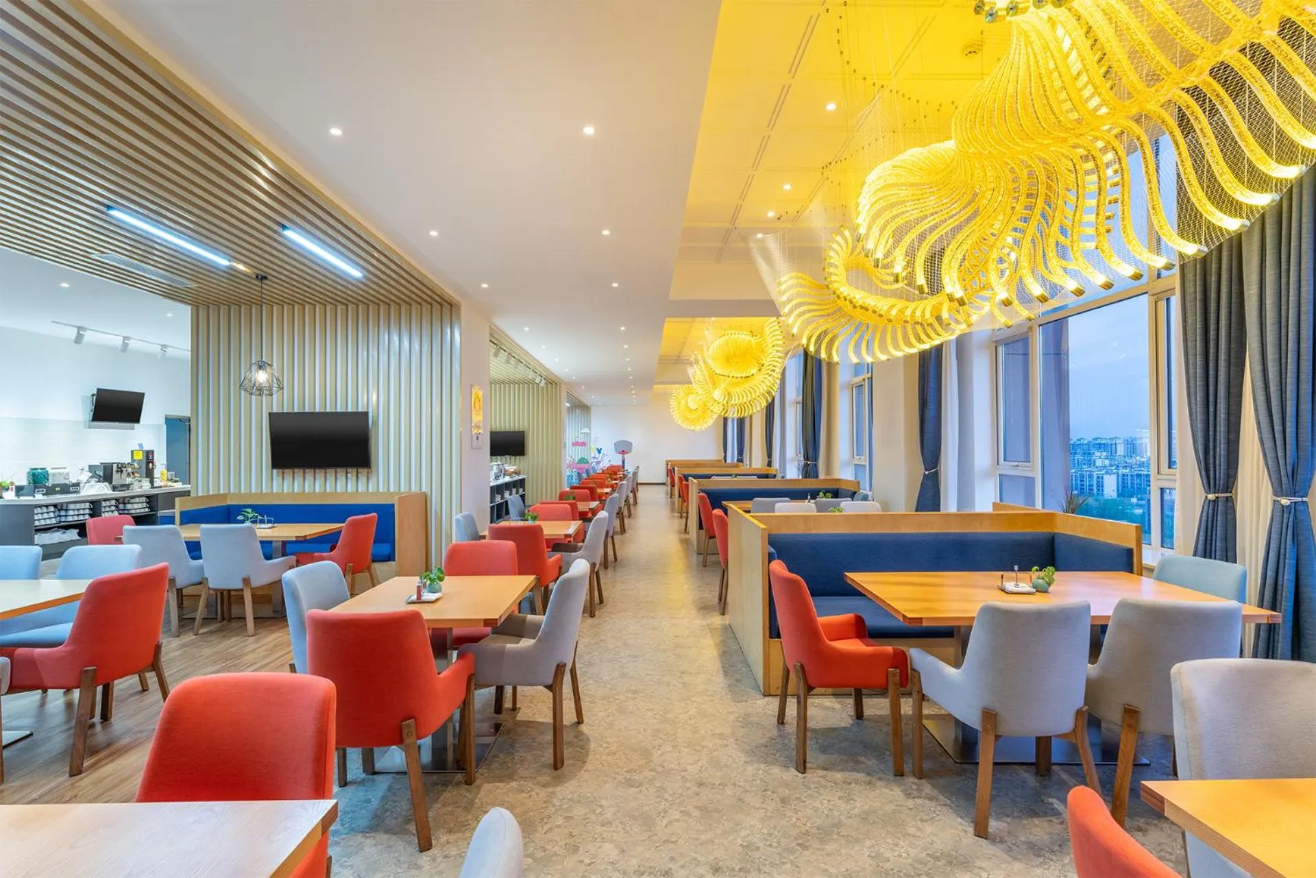 Restaurant/places to eat in Holiday Inn Express Yinchuan Downtown by IHG