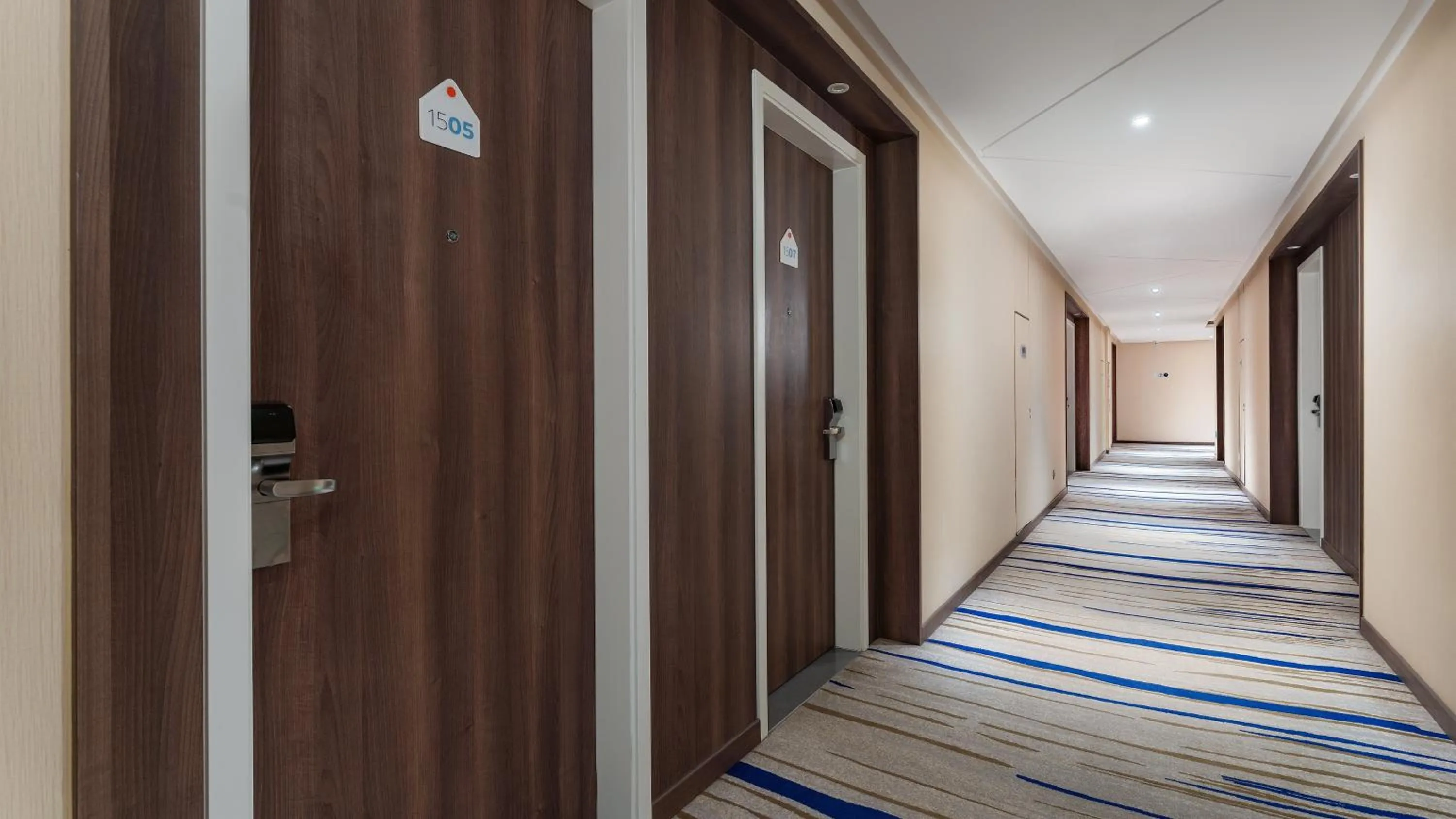 Lobby or reception in Holiday Inn Express Yinchuan Downtown by IHG