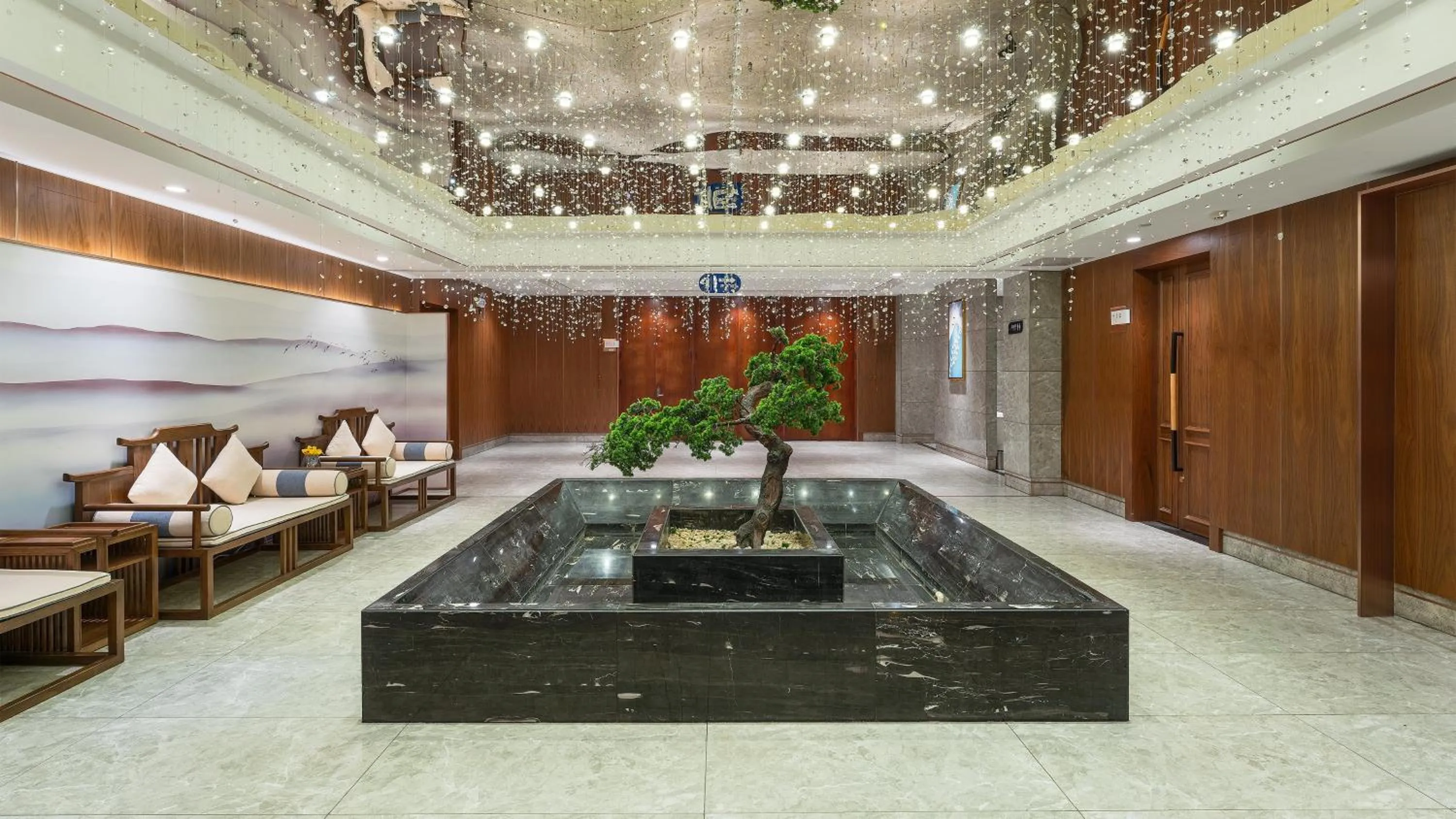 Meeting/conference room in Holiday Inn Express Yinchuan Downtown by IHG