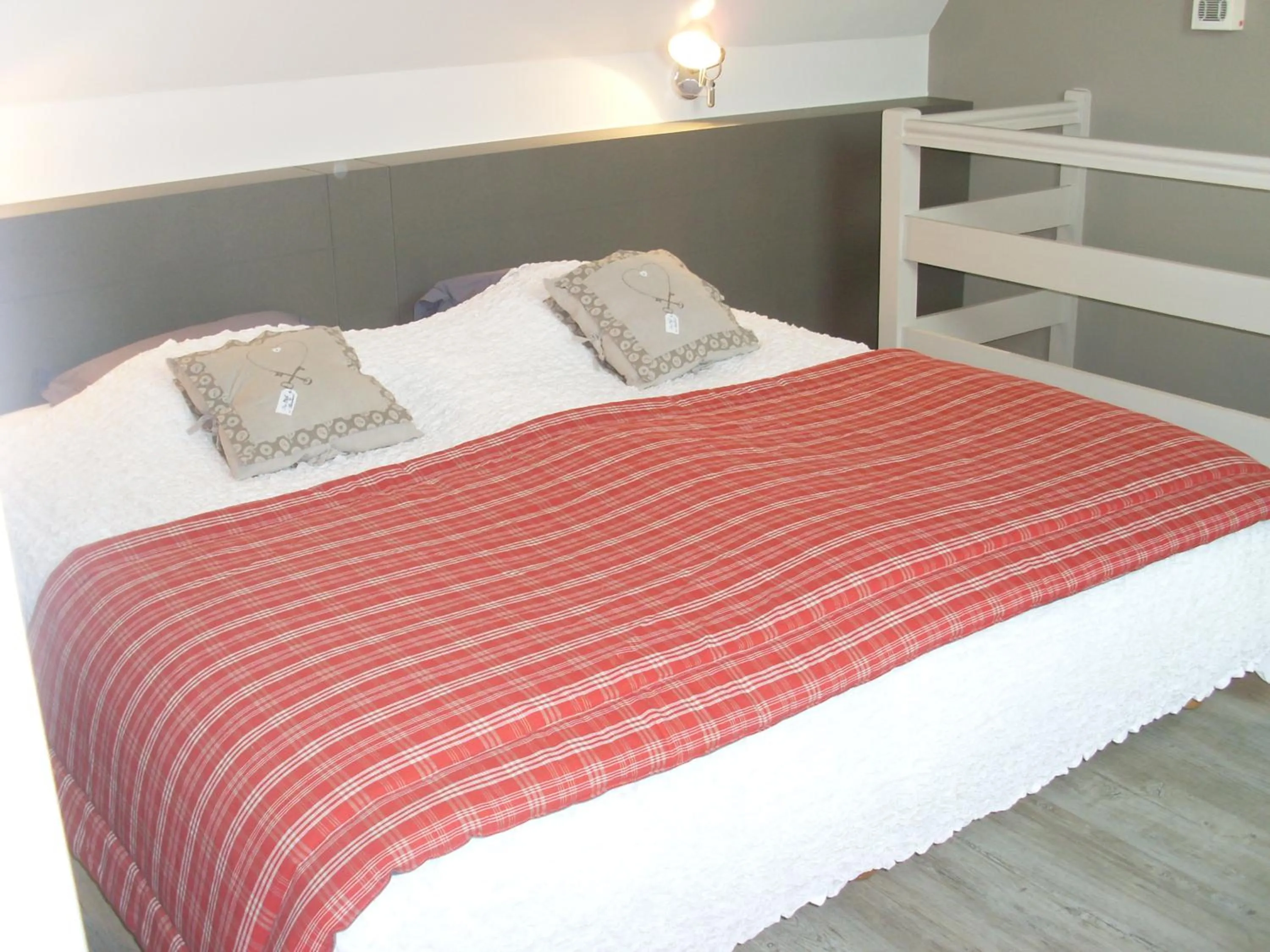 Bedroom, Bed in Gîtes et chambres d'hôtes Maison Ungerer