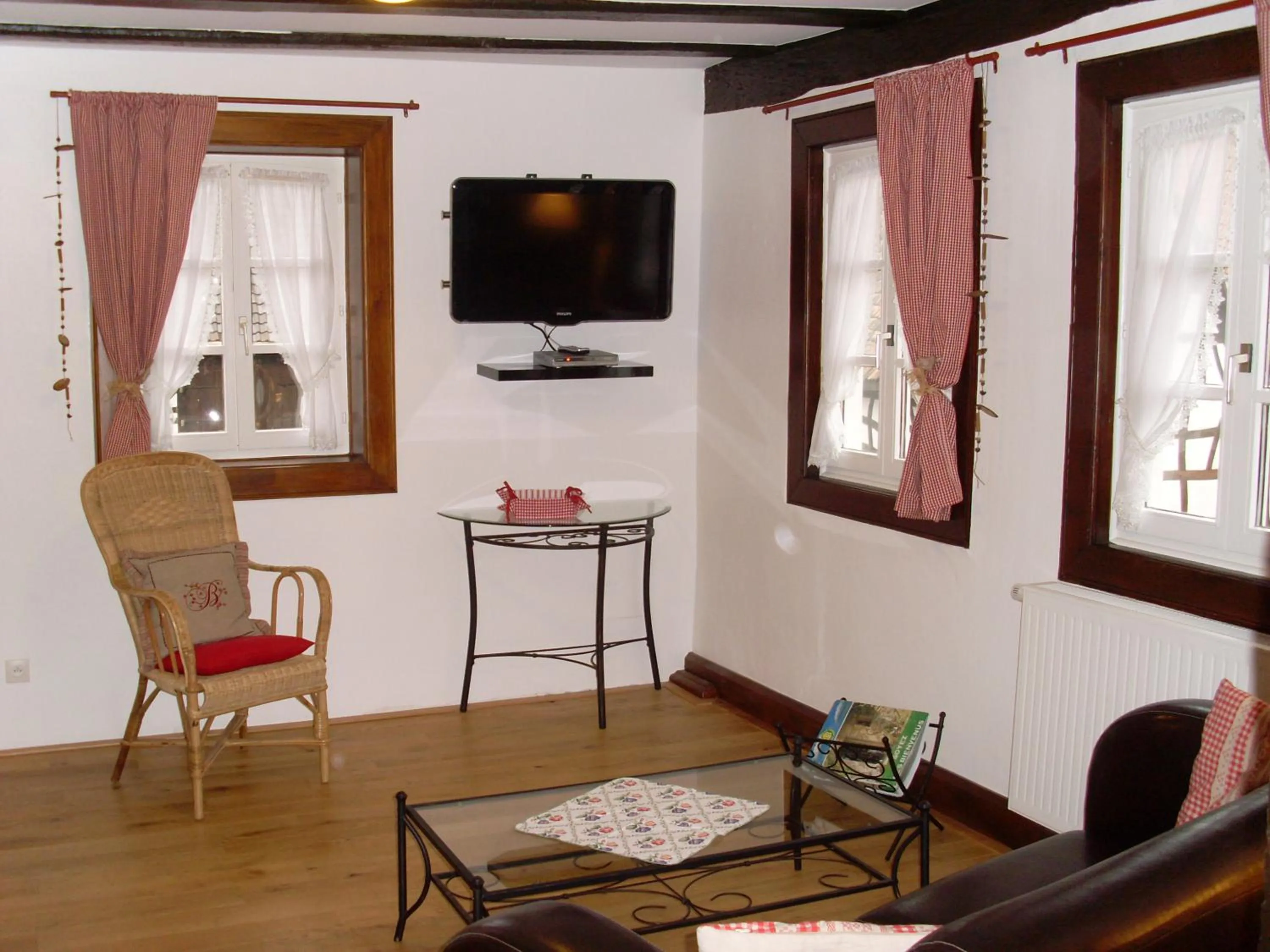 TV and multimedia in Gîtes et chambres d'hôtes Maison Ungerer