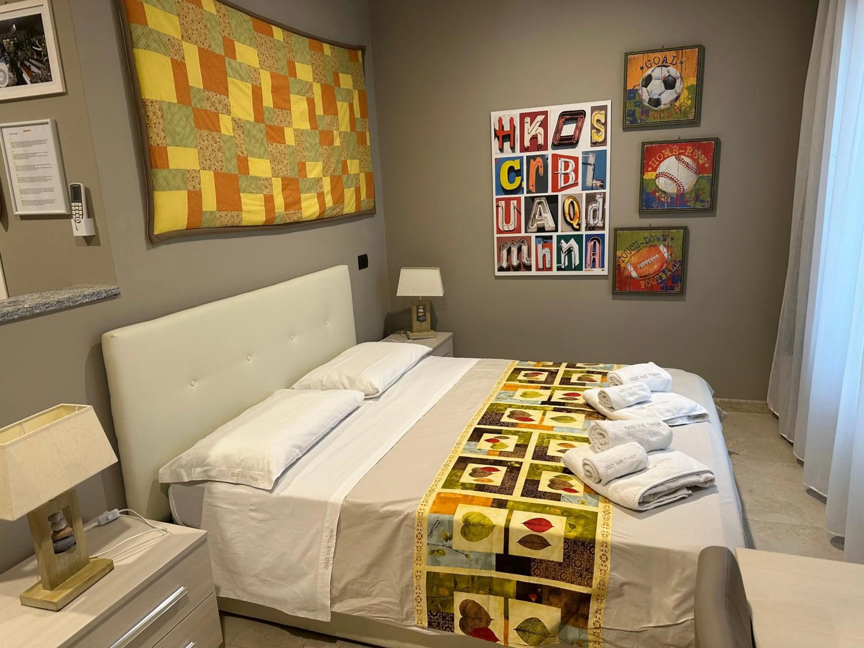 Bed in Bed & Breakfast Indi Thelar