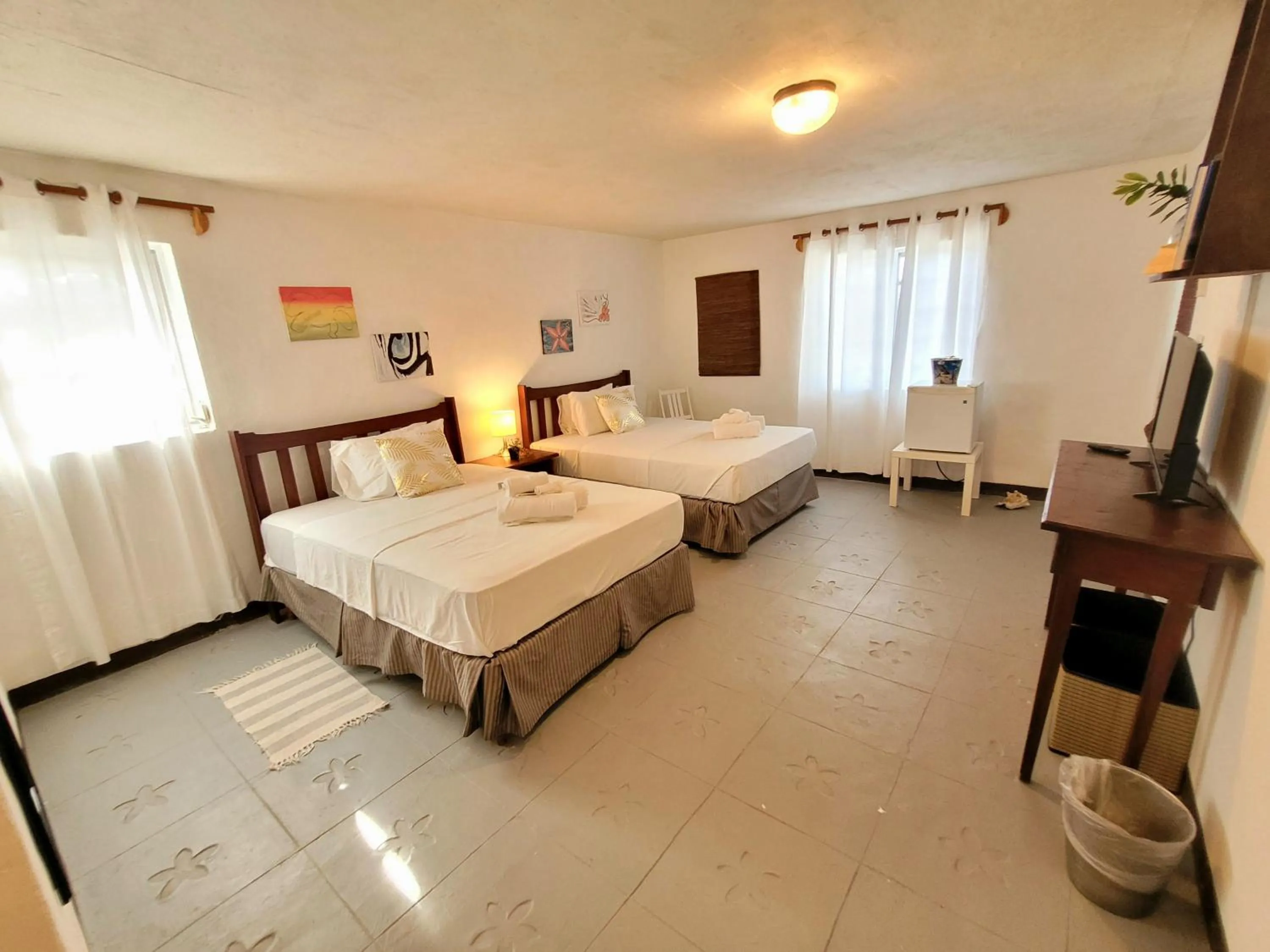 Bedroom, Bed in Ellen Bay Inn