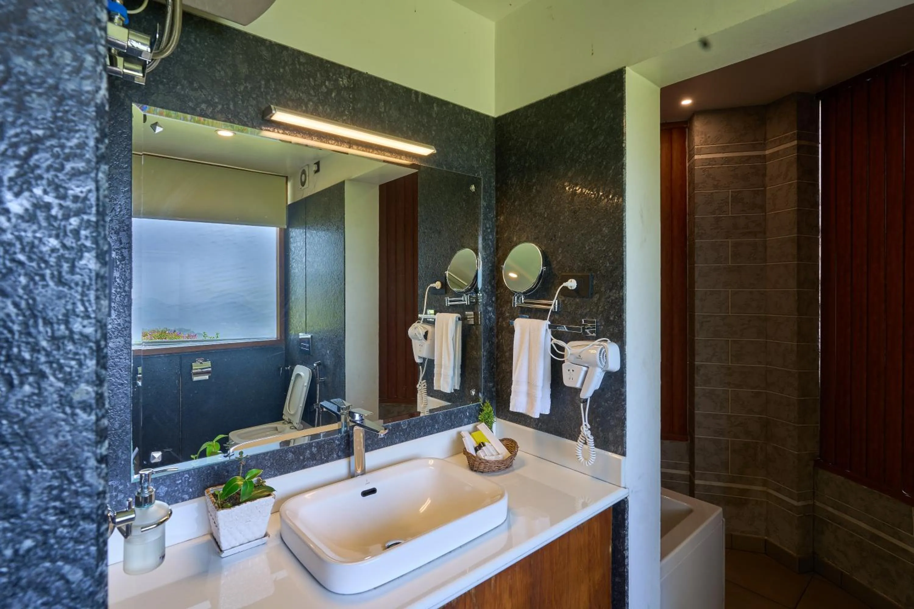 Bathroom in Haze and Kites Resort Munnar