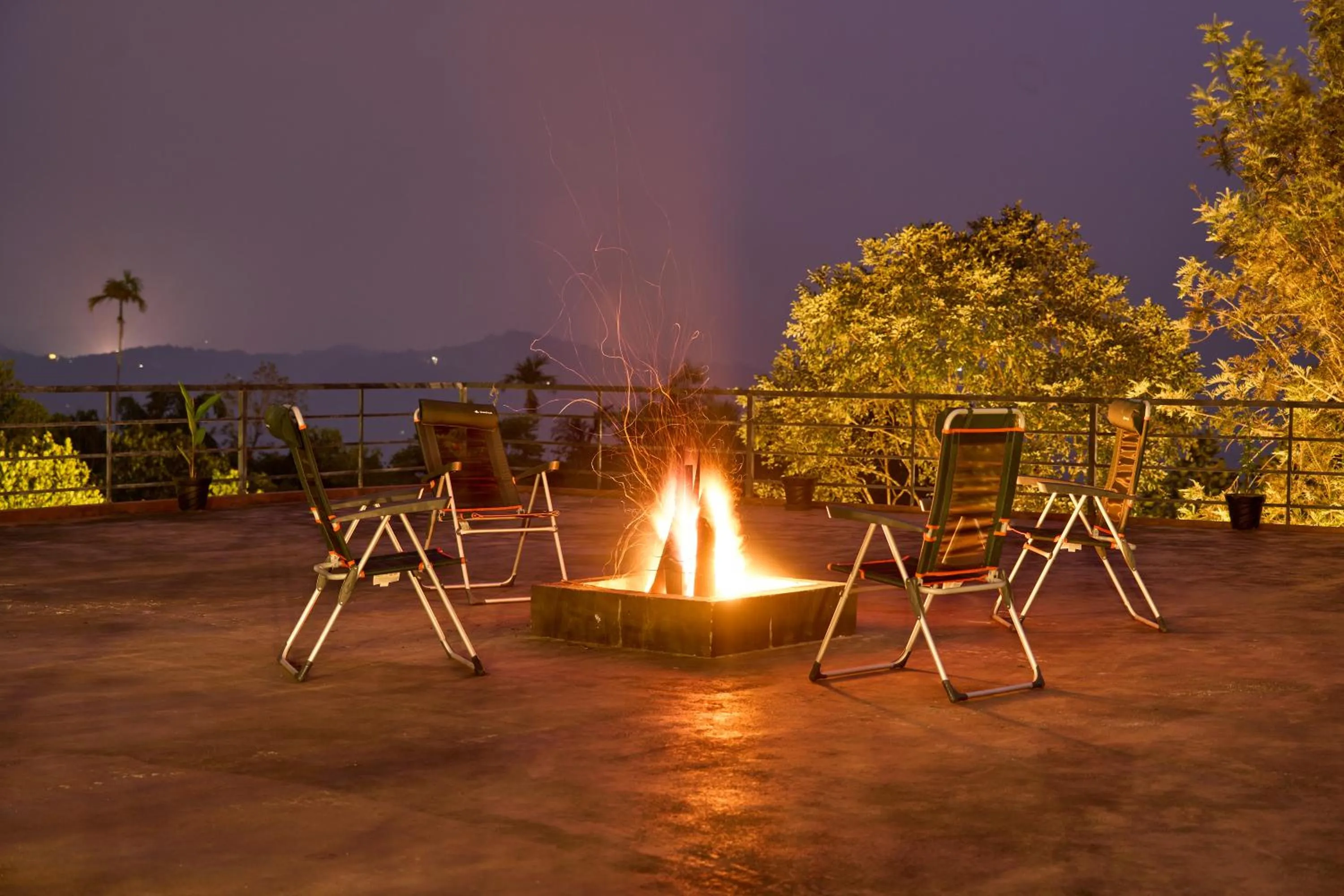 Night in Haze and Kites Resort Munnar