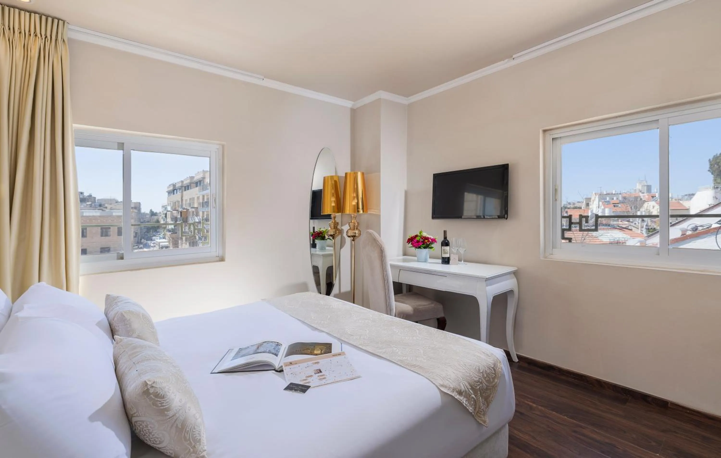 Living room, Bed in Agripas Boutique Hotel