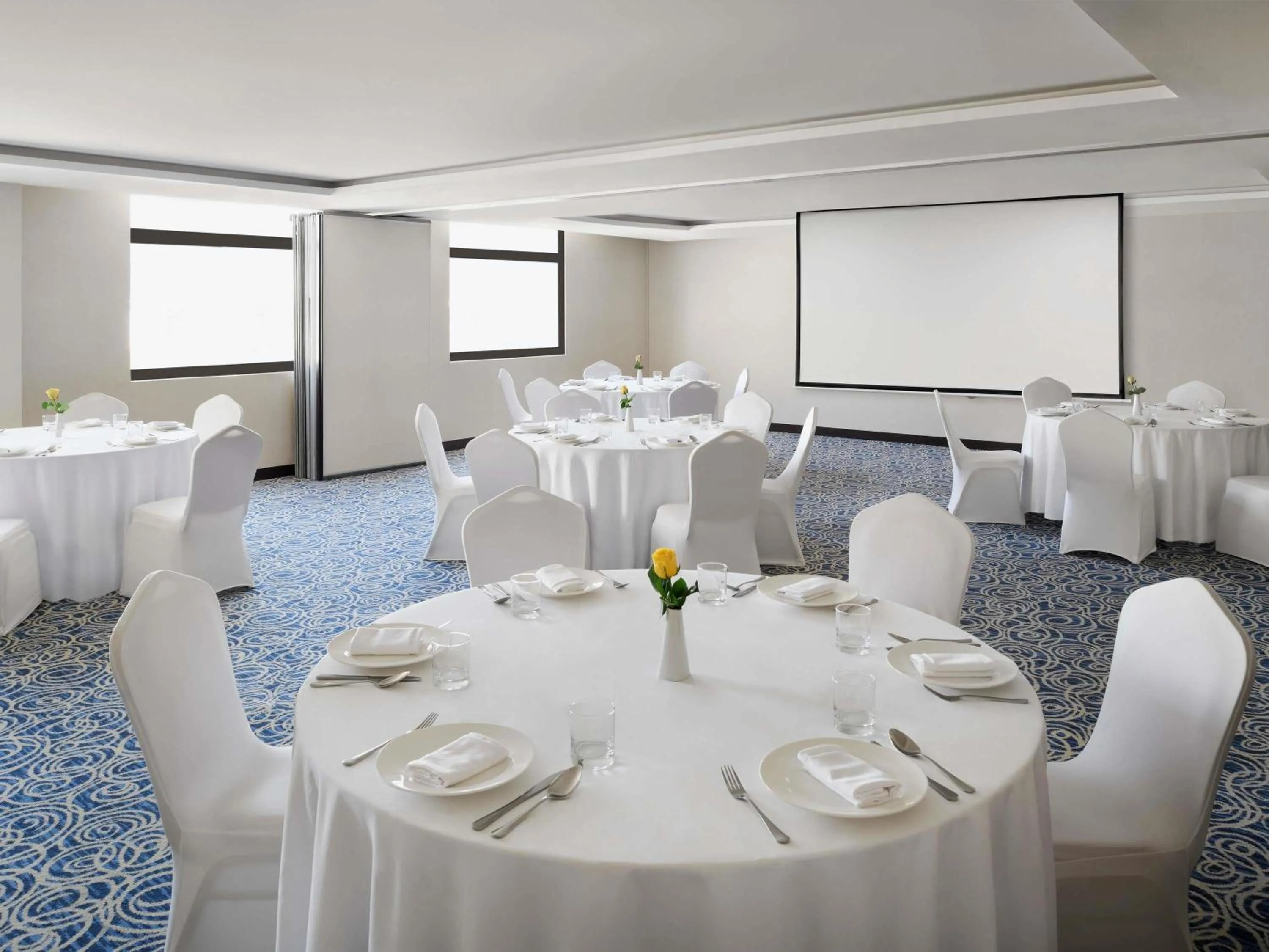 Meeting/conference room in Mövenpick Hotel Apartments Al Mamzar Dubai