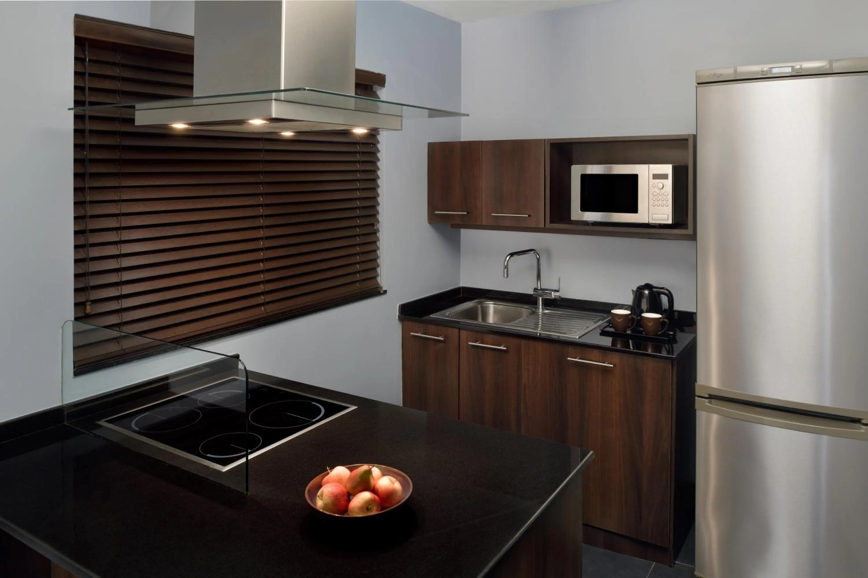 Coffee/tea facilities in Mövenpick Hotel Apartments Al Mamzar Dubai