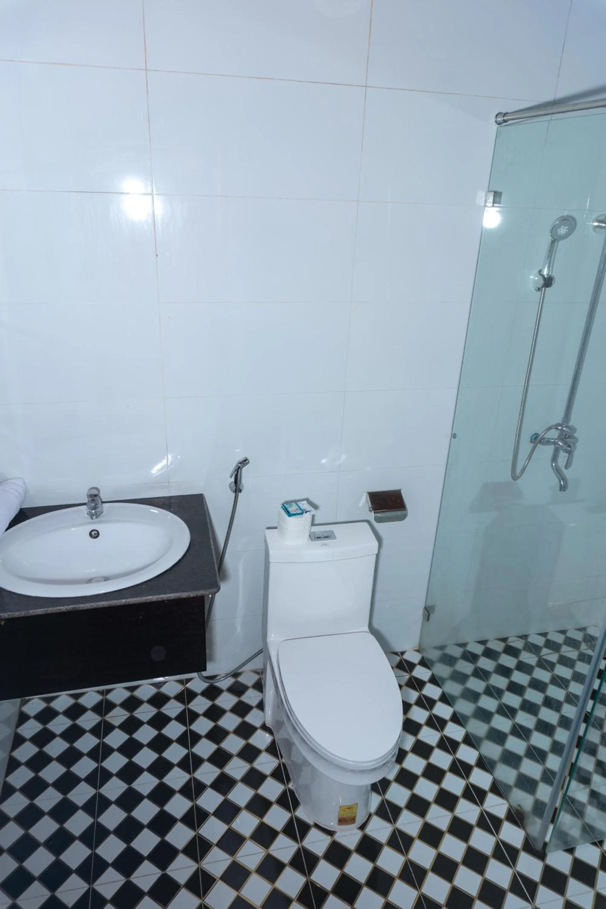 Bathroom in Y Not Lao Villa