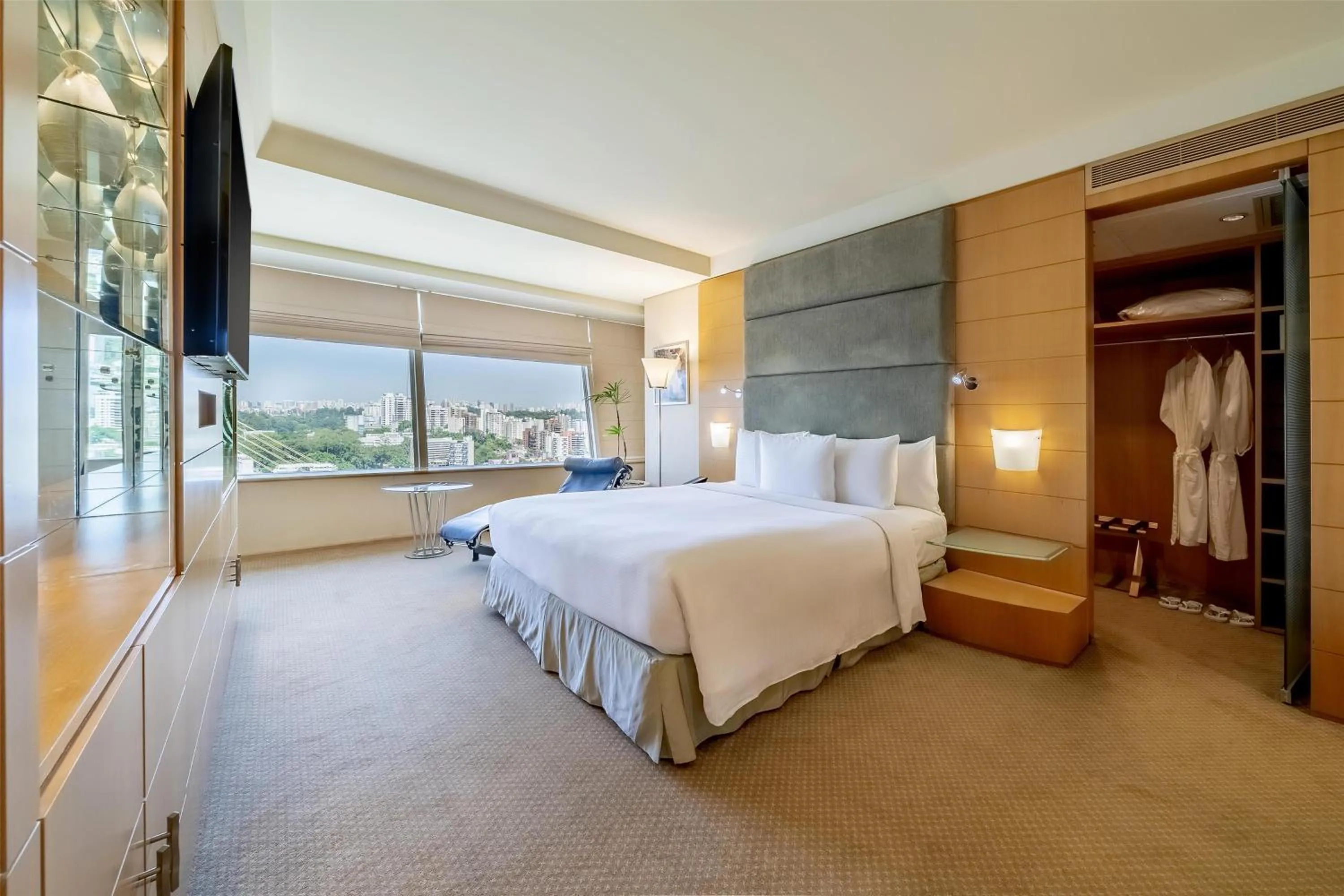 Bed in Hilton Sao Paulo Morumbi