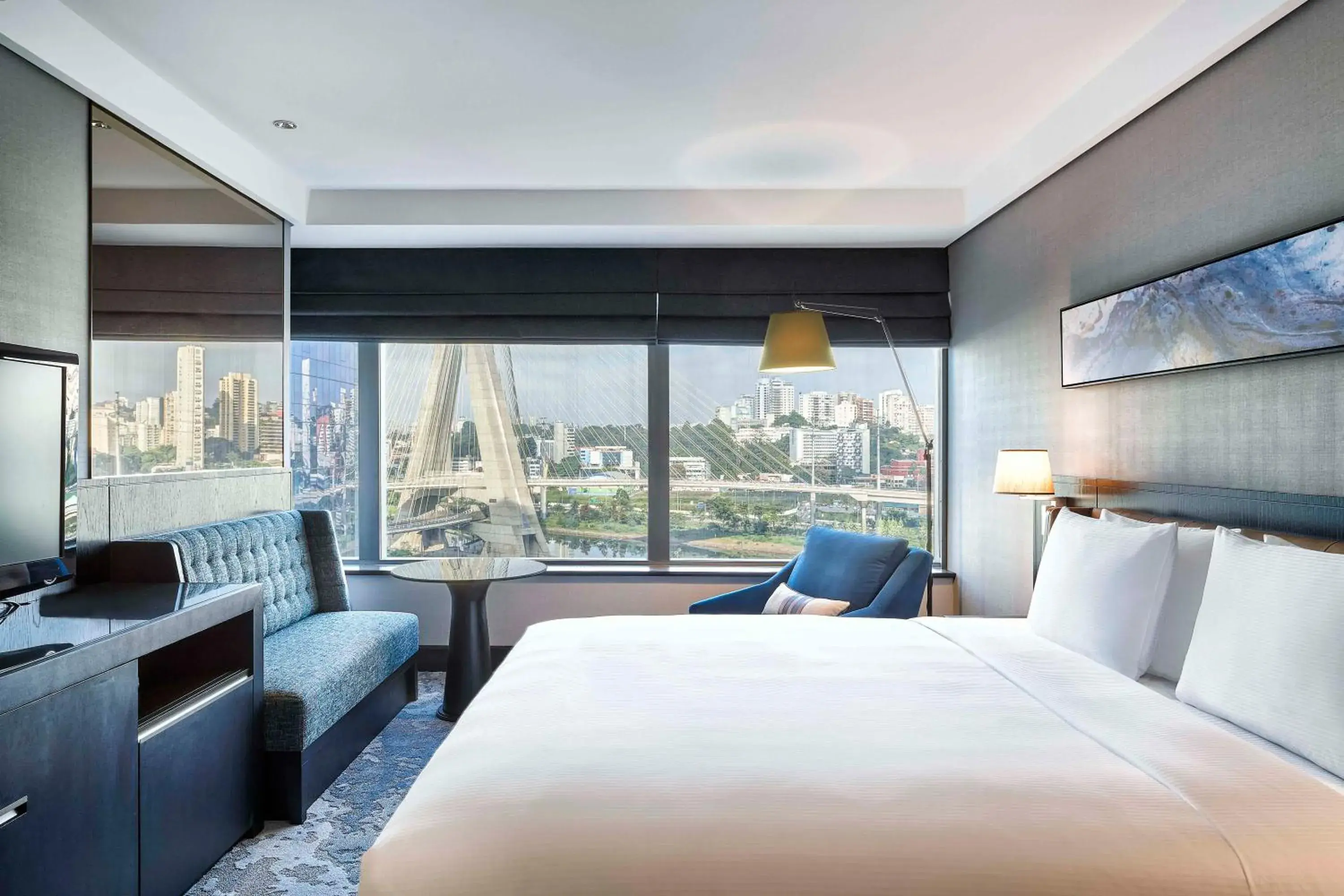 King Room with Estaiada Bridge View in Hilton Sao Paulo Morumbi King Room with Estaiada Bridge View in Hilton Sao Paulo Morumbi