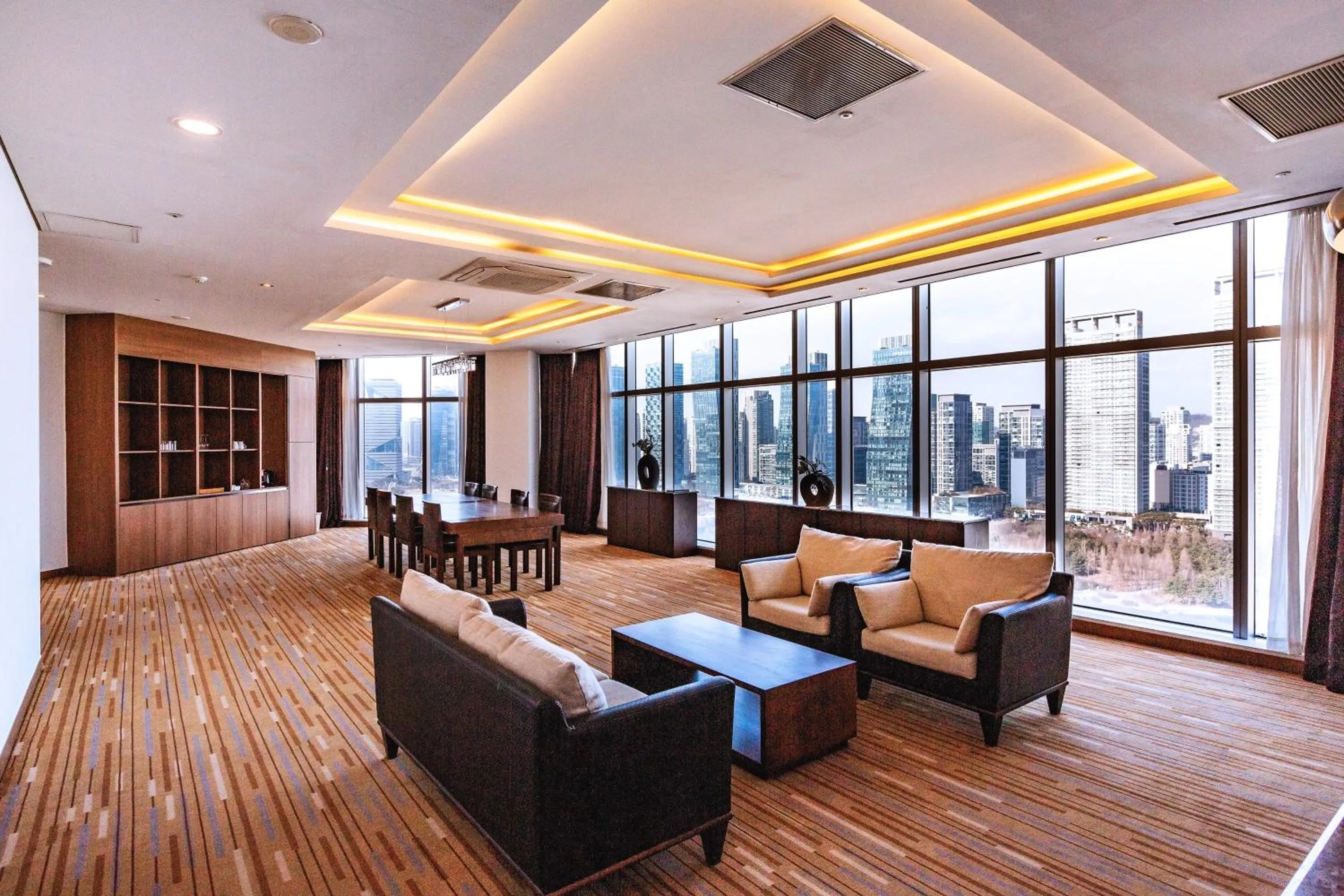 Orakai Songdo Park Hotel