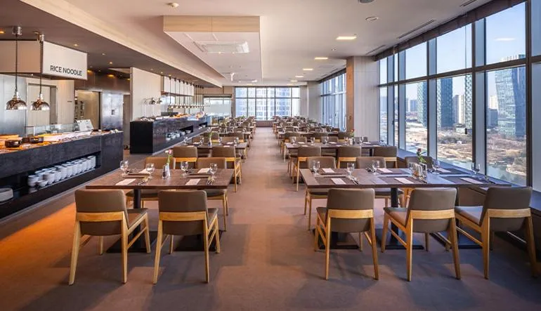 Breakfast in Orakai Songdo Park Hotel
