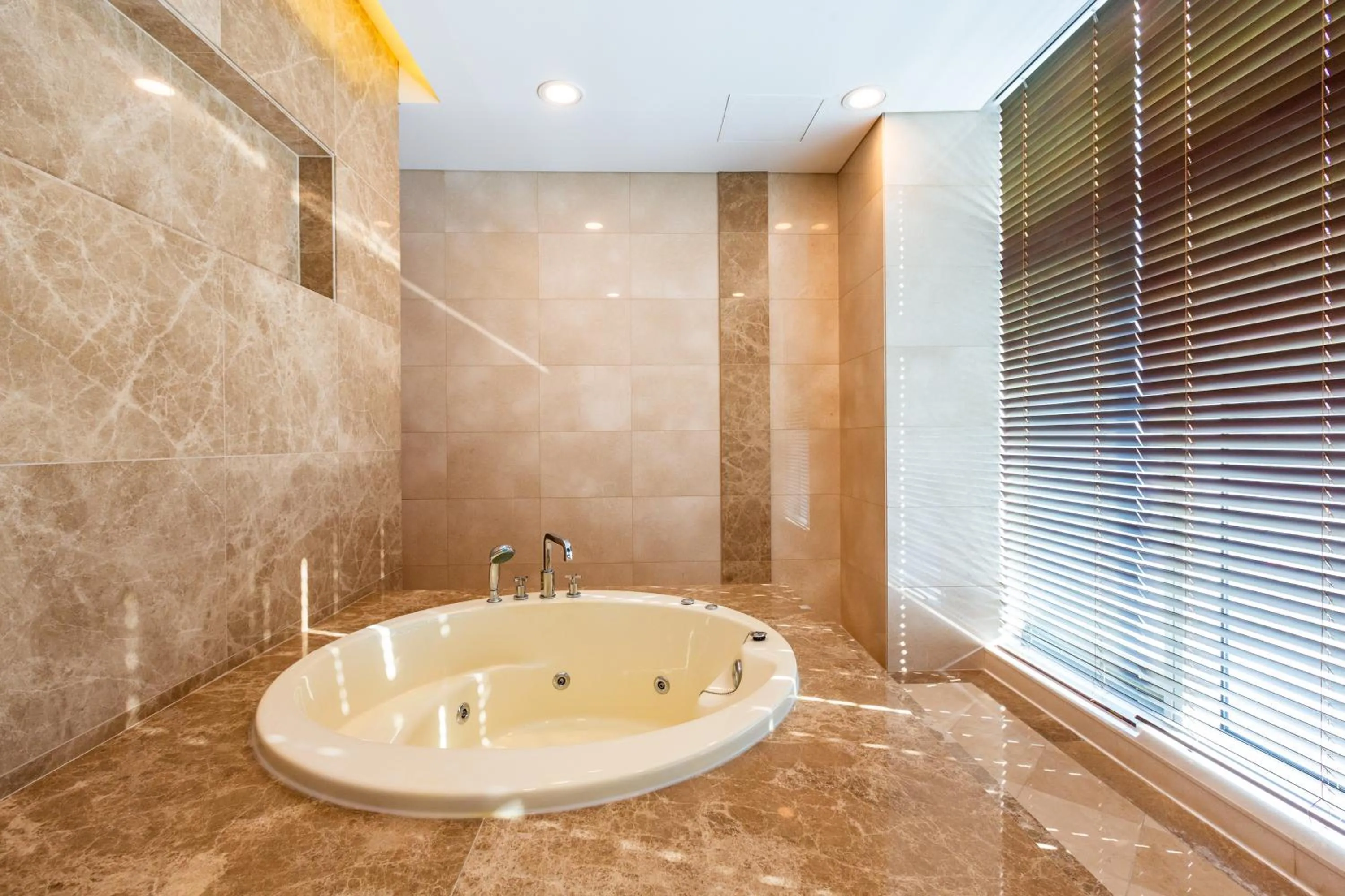 Orakai Songdo Park Hotel