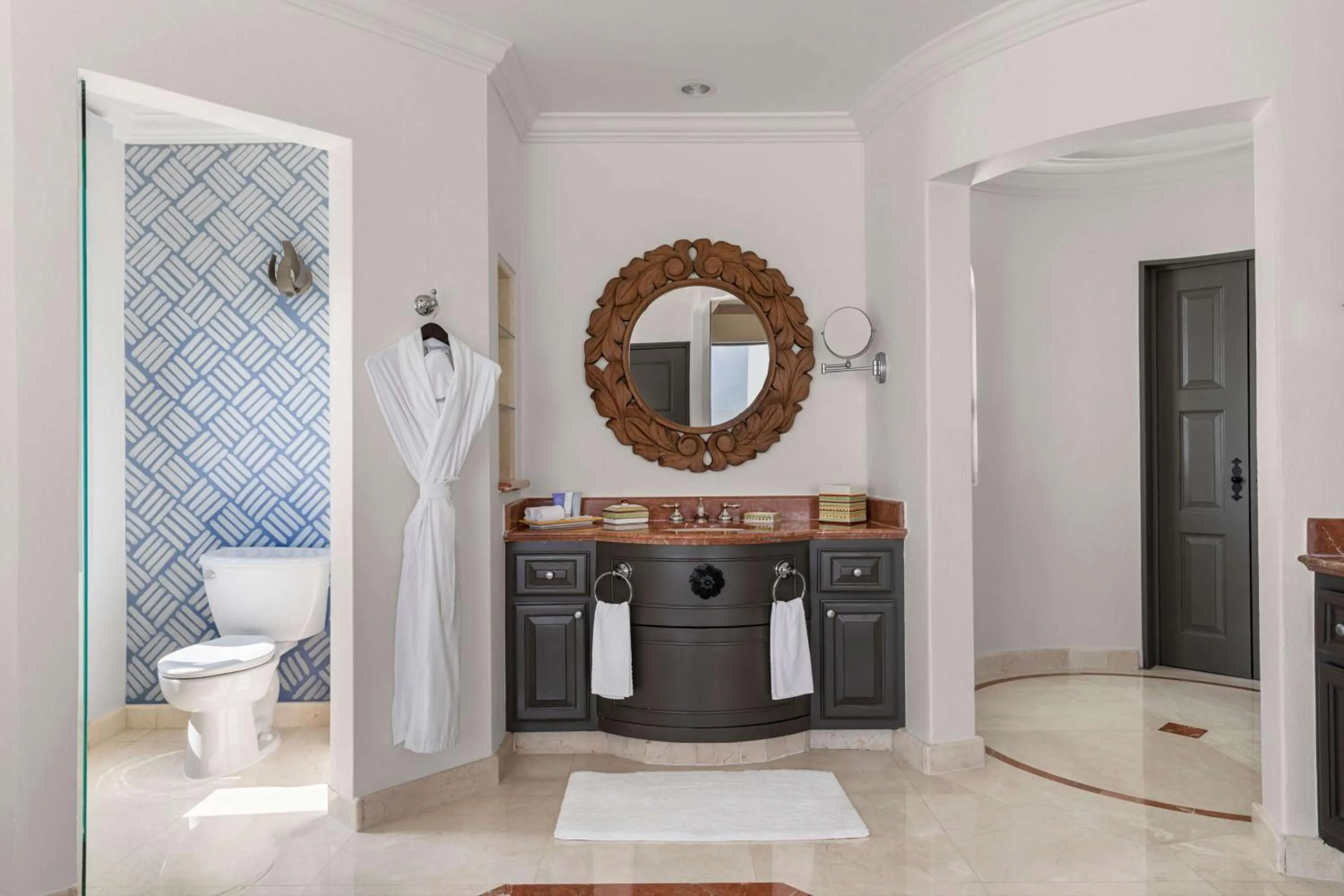 Bathroom in Hilton Los Cabos