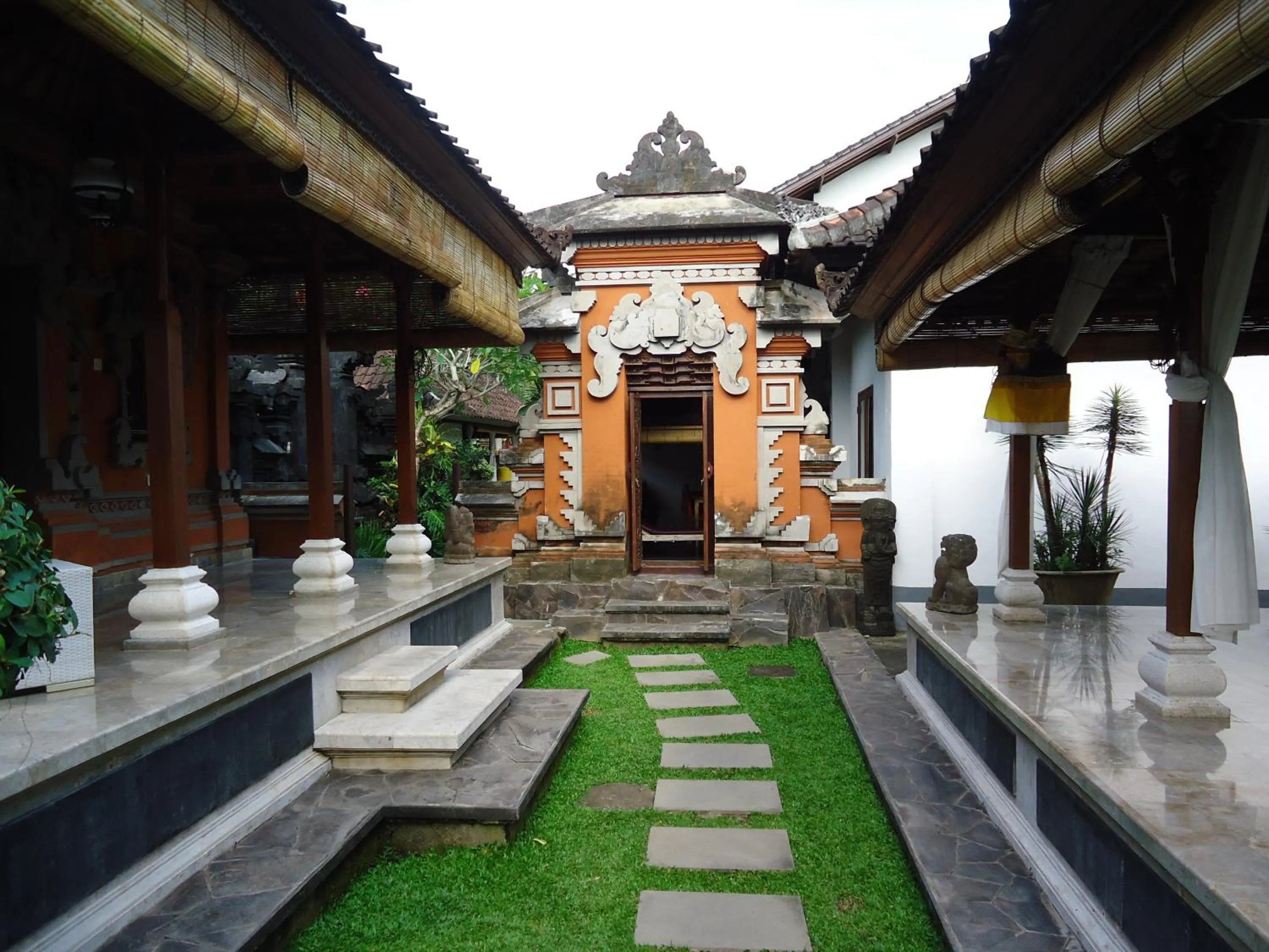 Decorative detail in Puri Ayu
