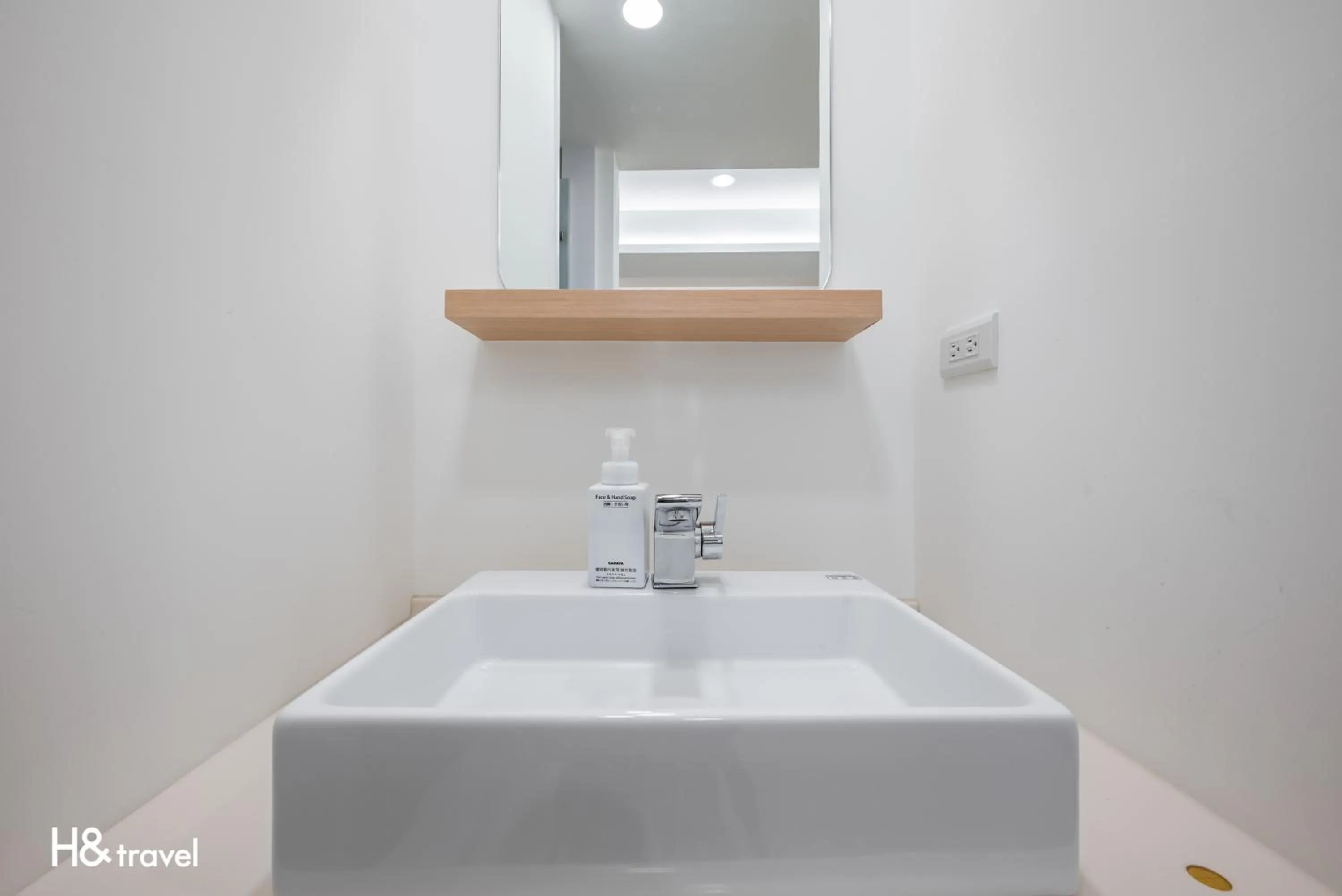 Decorative detail in Taitung Spring Homestay B&B