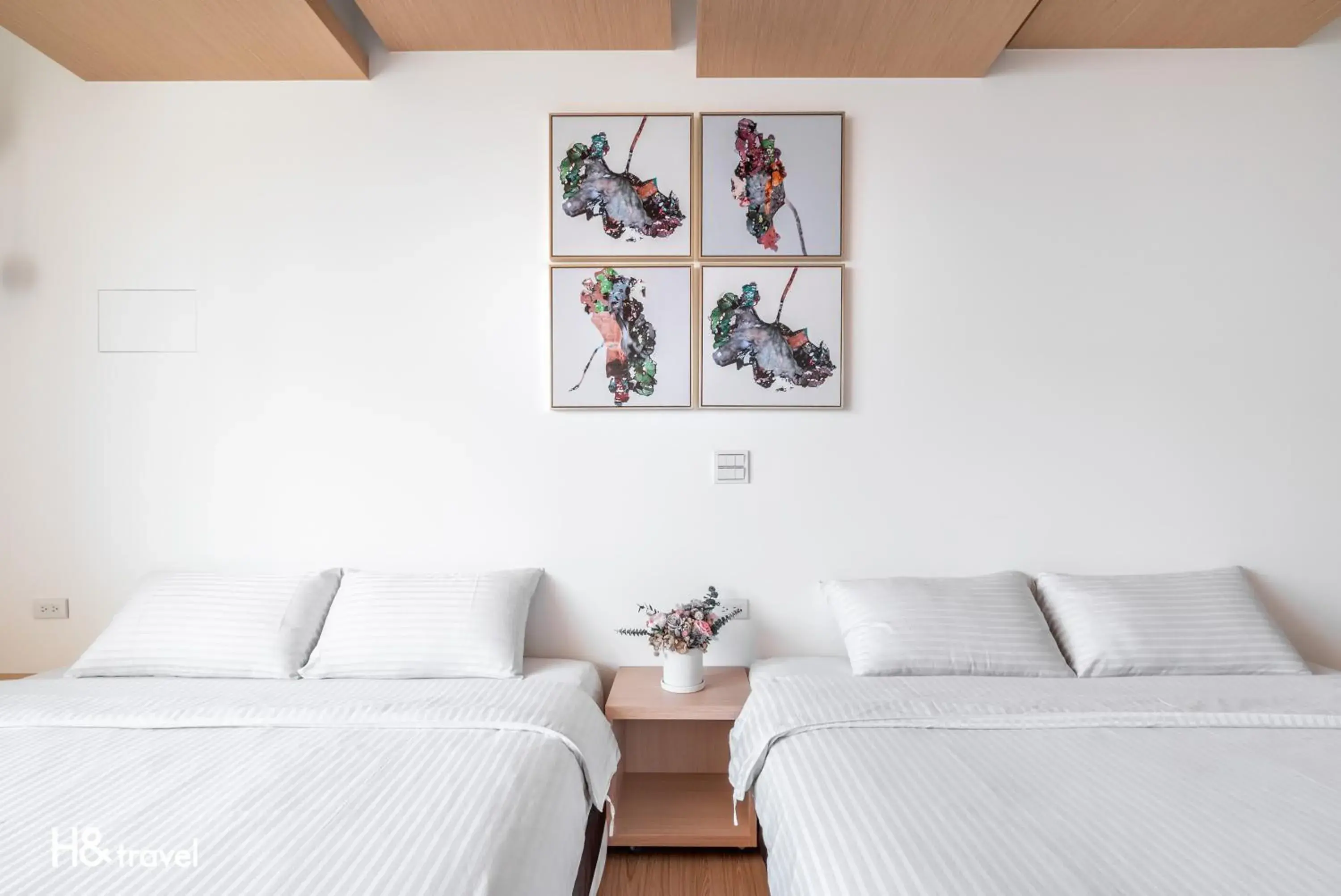 Deluxe Quadruple Room in Taitung Spring Homestay B&B Deluxe Quadruple Room in Taitung Spring Homestay B&B