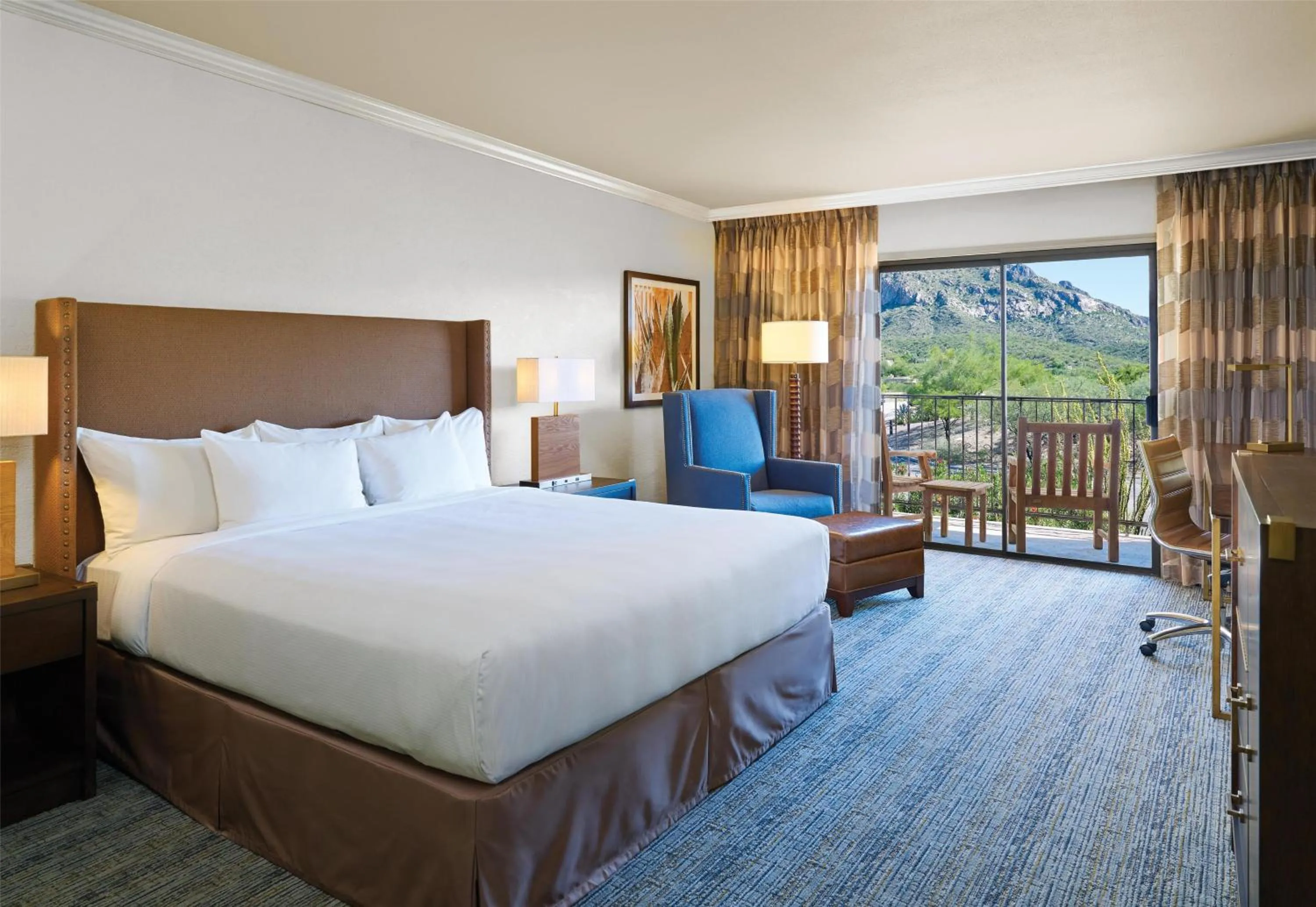 Bed in El Conquistador Tucson, A Hilton Resort