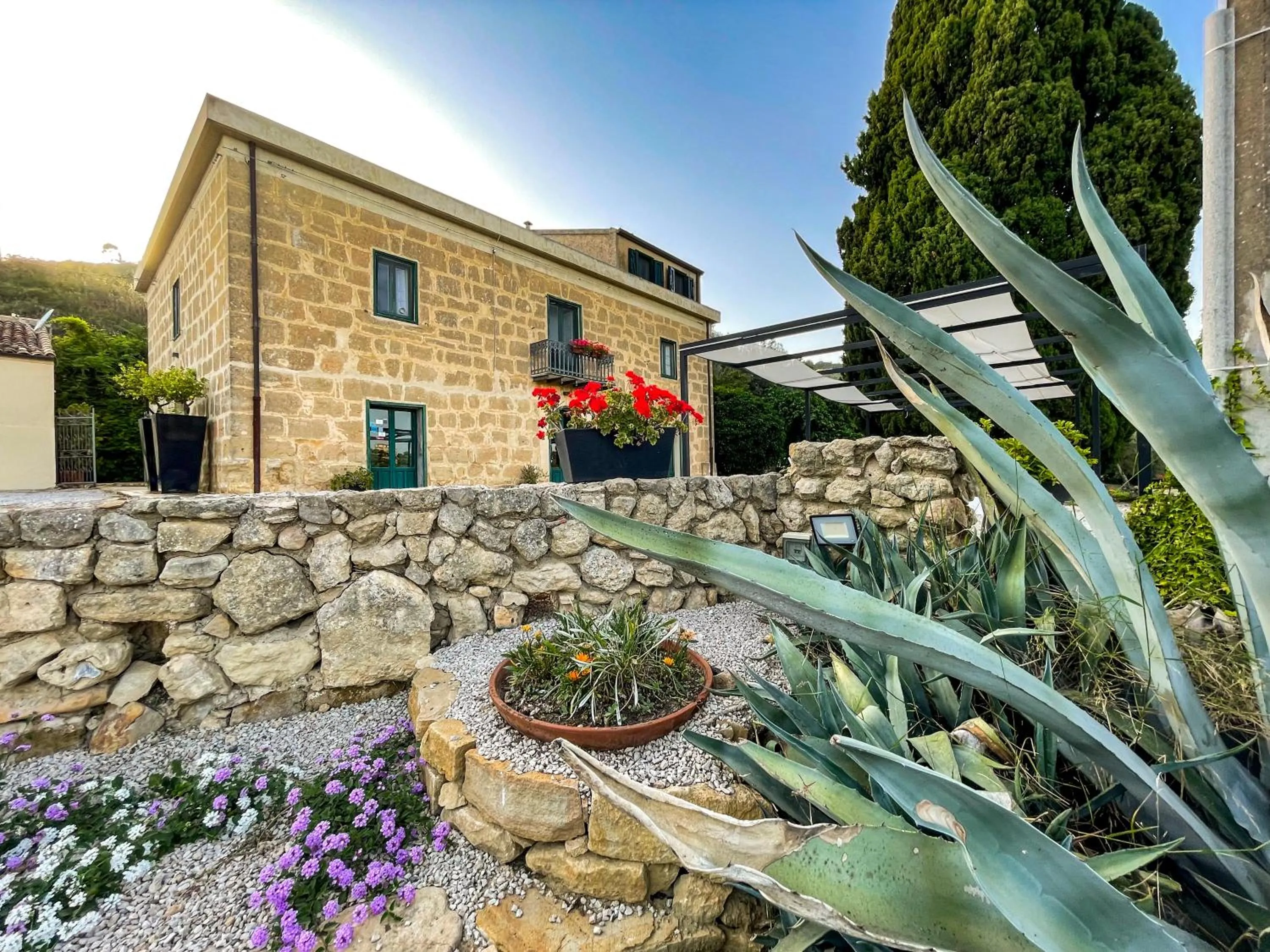 Property building in La Casa del Poeta Enna - Pergusa